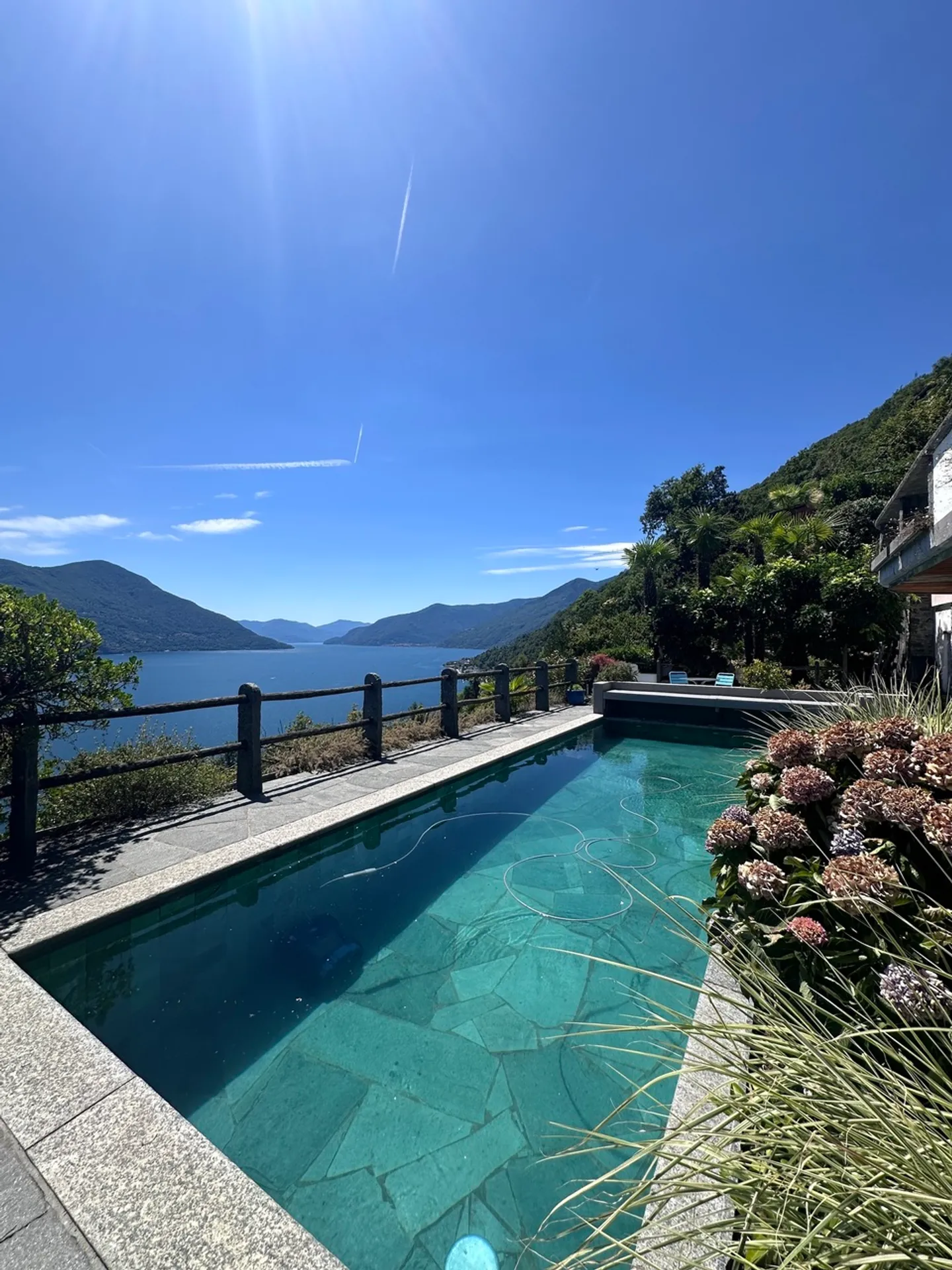 Unique Villa with Panoramic Views - Photo 8 of 39