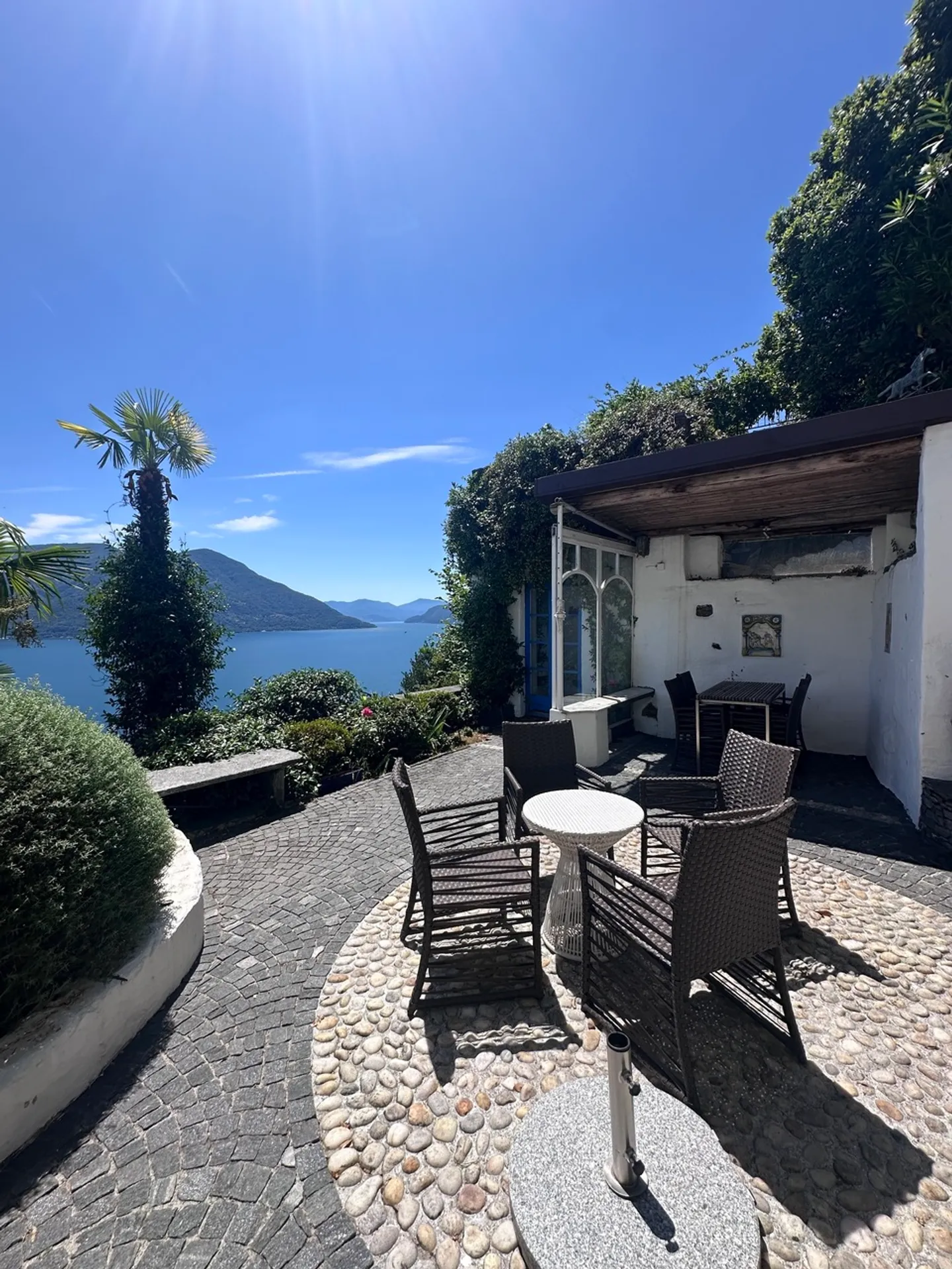 Unique Villa with Panoramic Views - Photo 13 of 39