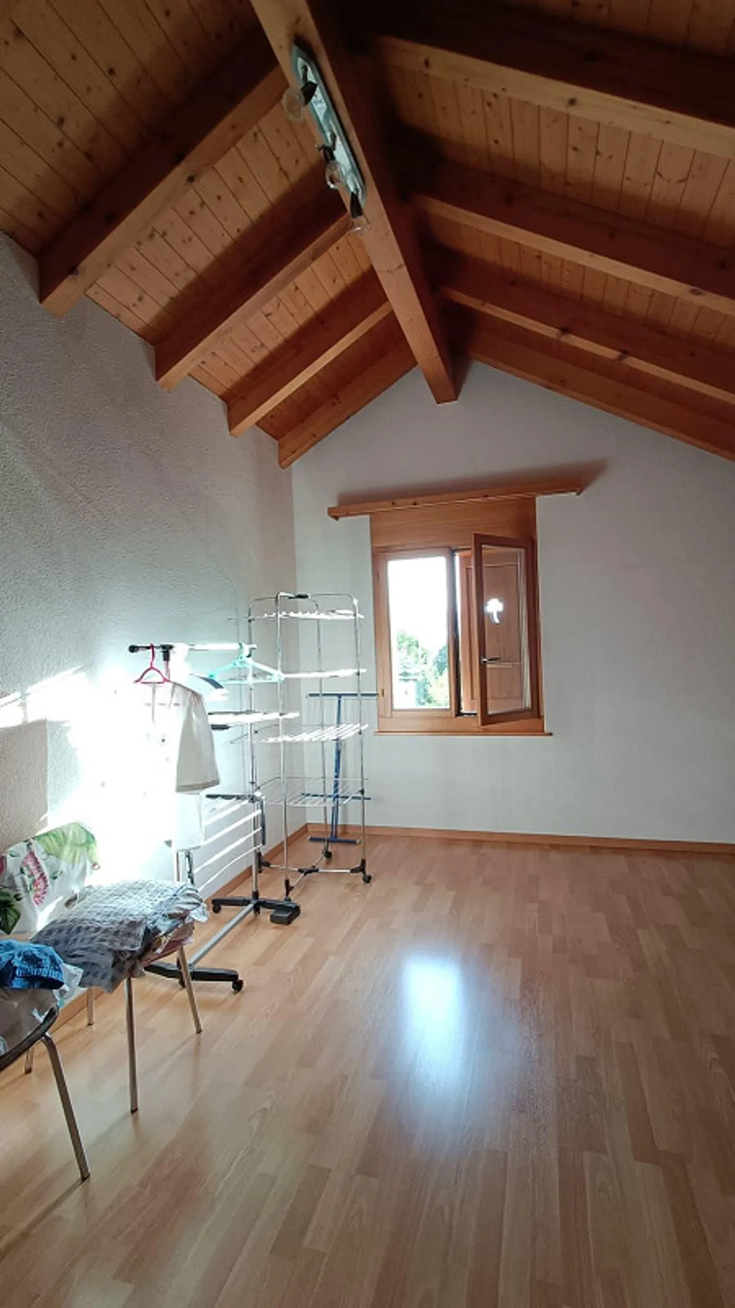 Grand, lumineux appartement en attique/maisonette de 5,5 pièces - Photo 8 sur 10
