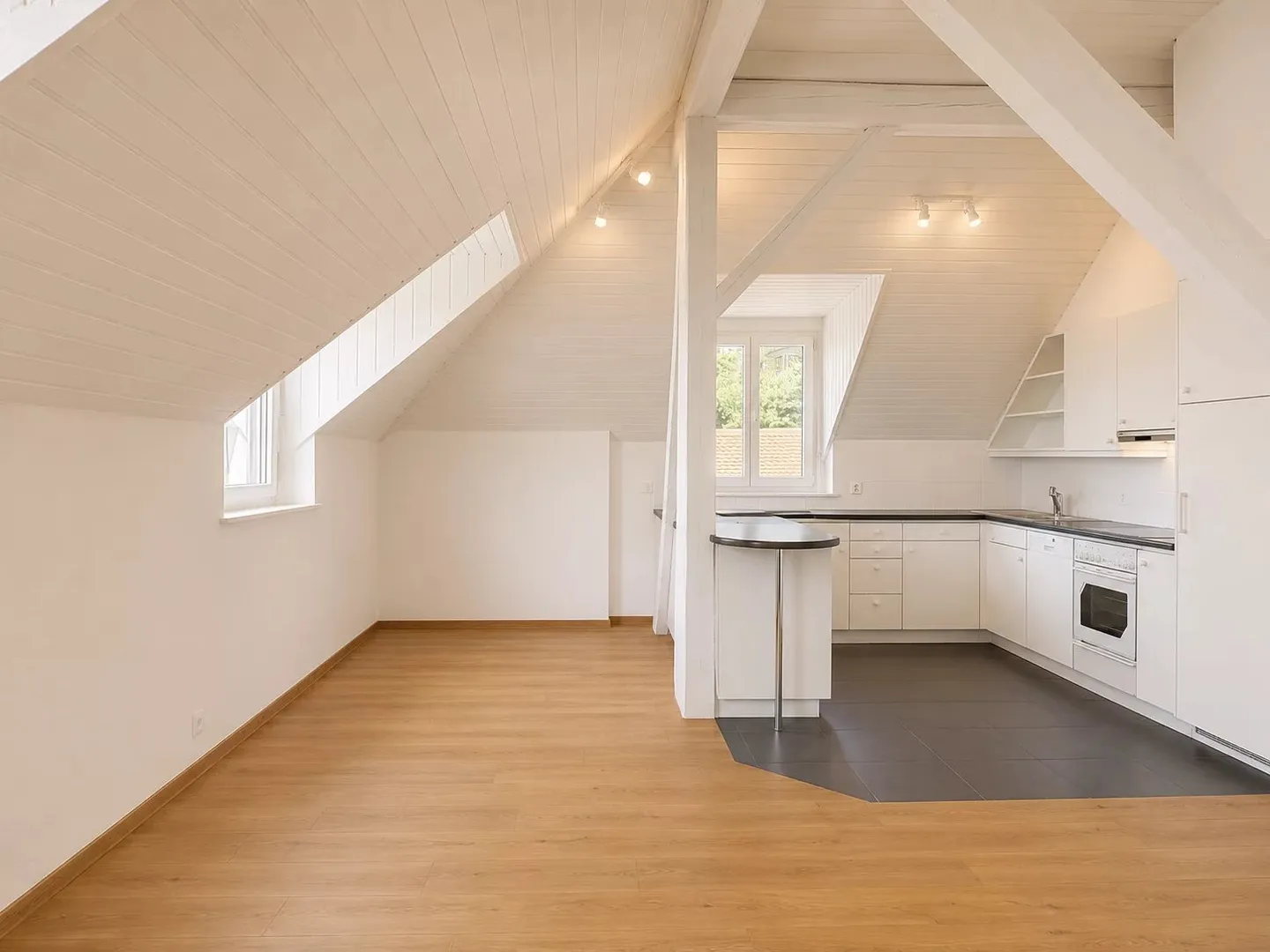 Apartment for sale - Photo 8 of 11