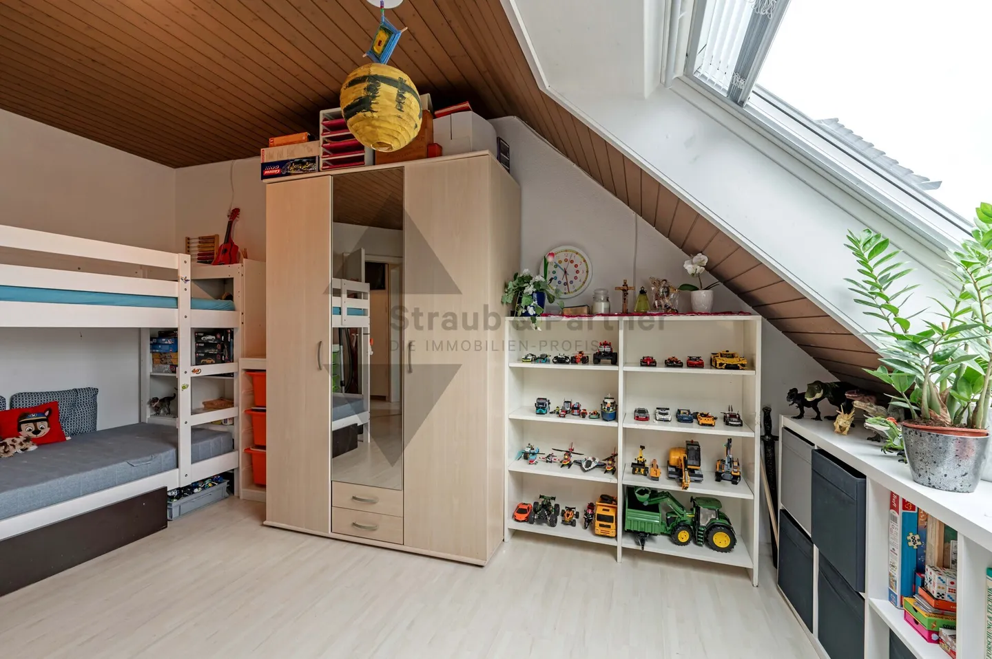 Geräumiges Familienhaus mit Charme - Foto 7 von 11