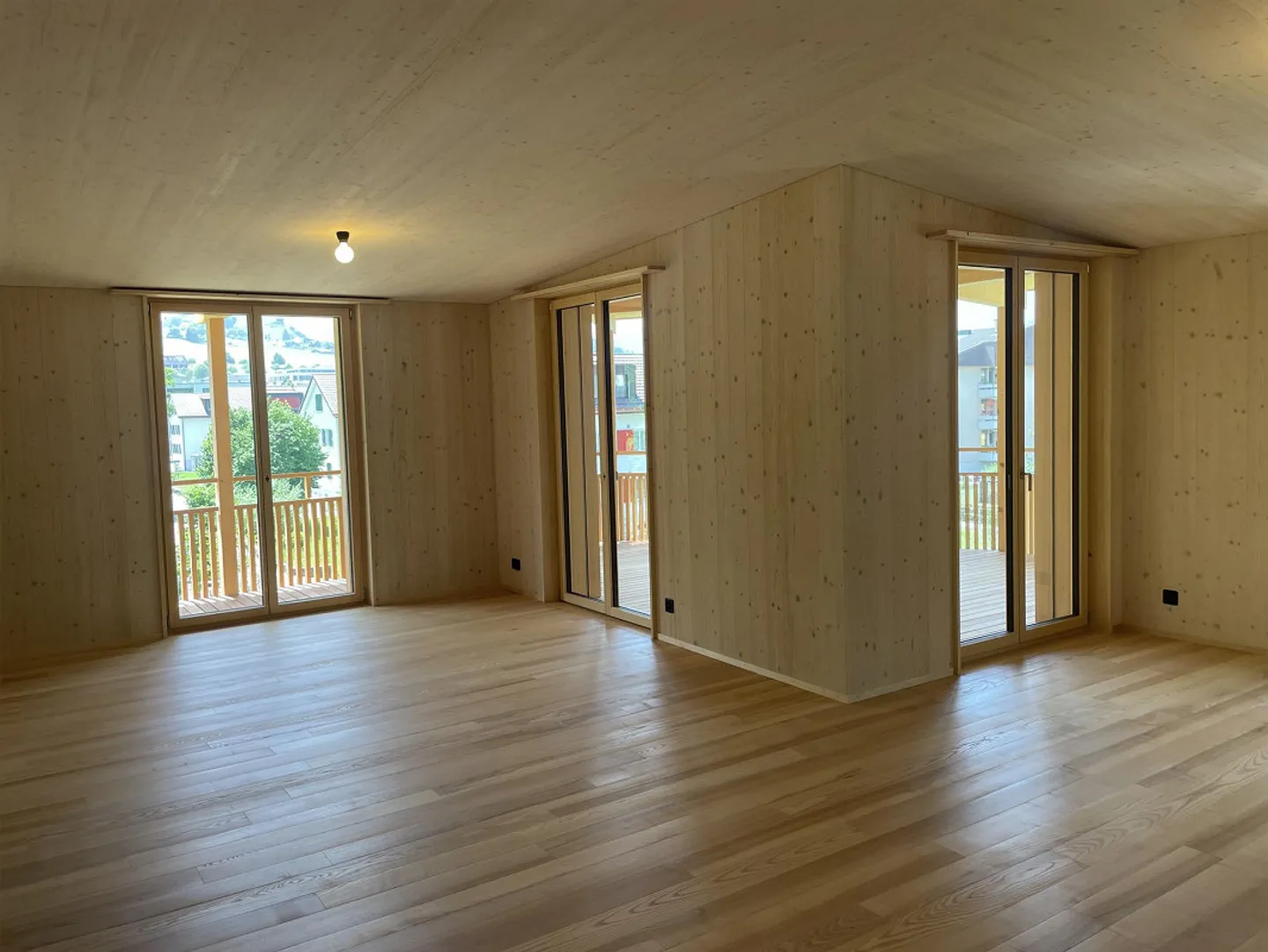 Idyllisches Holzhaus - Foto 6 von 23