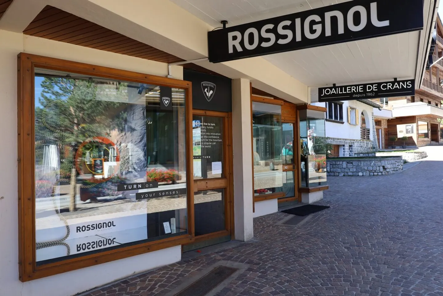 In affitto, superbo spazio commerciale nel cuore di Crans - Foto 1 di 10