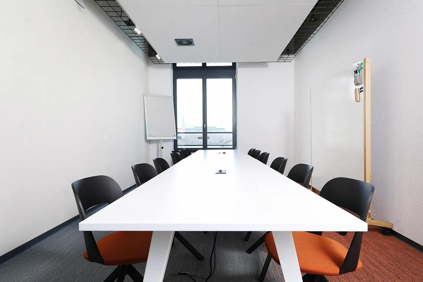 Ufficio privato per il team con 'Pacchetto tutto incluso' - Foto 9 di 10