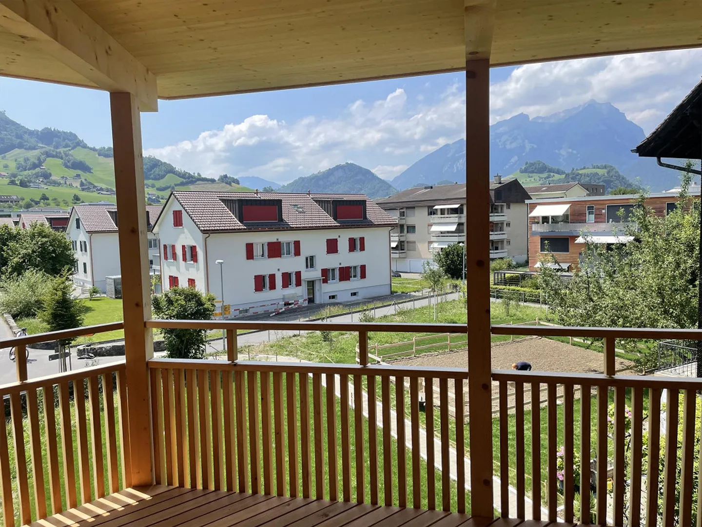 Idyllisches Holzhaus - Foto 8 von 23