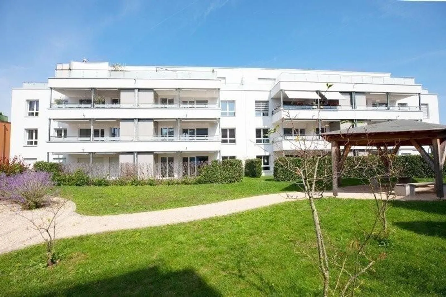 Appartamento Moderno in Posizione Centrale - Foto 1 di 9