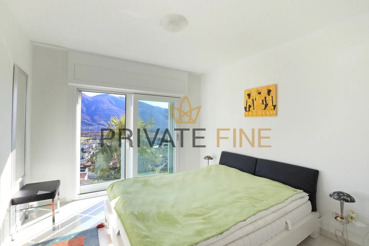 Villa moderna con piscina - Foto 4 di 6