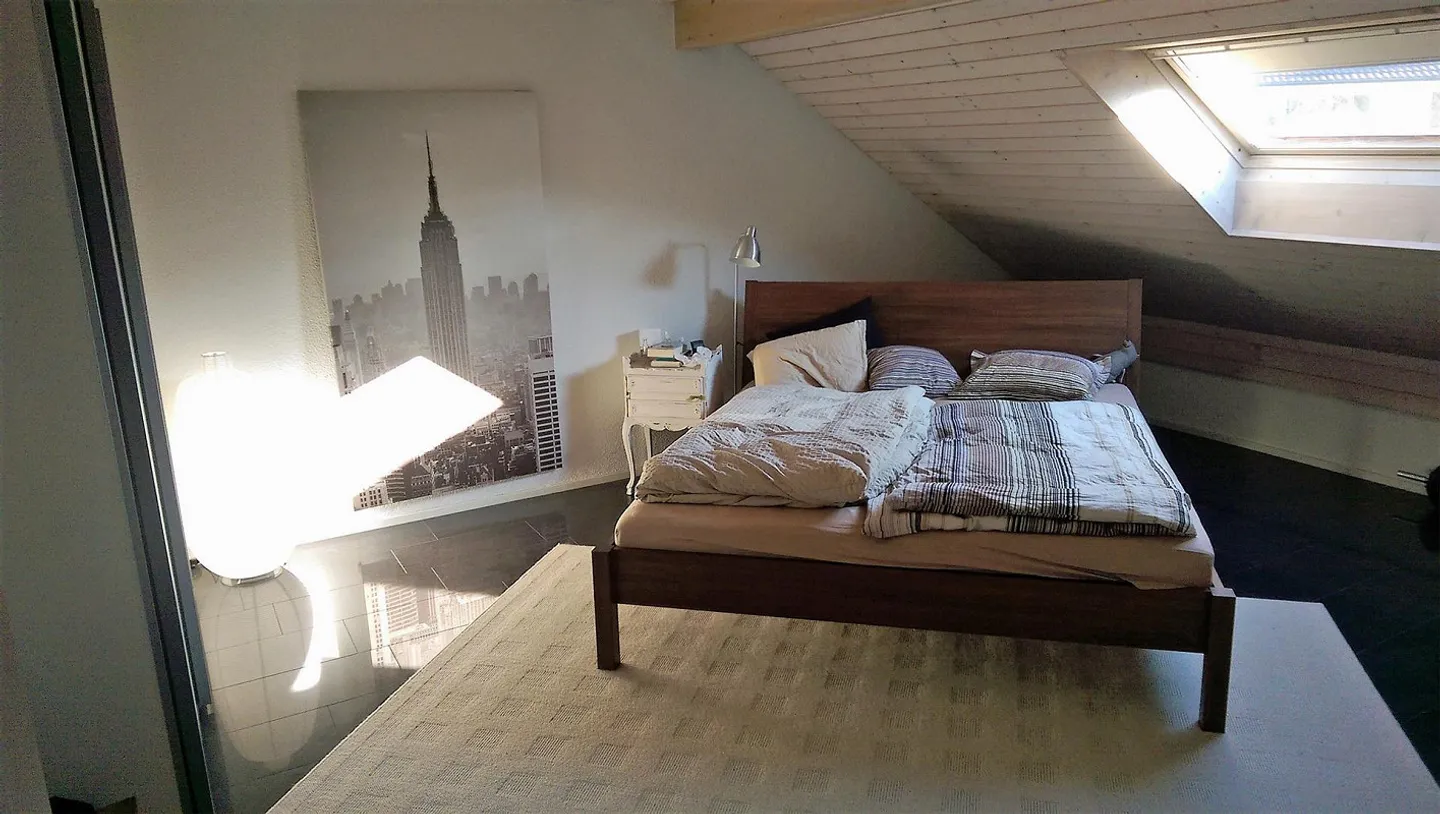 Appartamento attico 3½ locali in posizione centrale a Buchrain - Foto 3 di 6