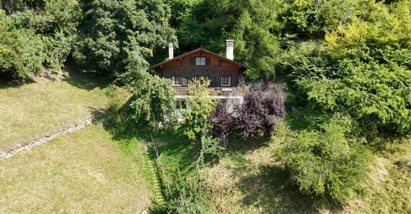 Chalet Charmant à Isérables - Photo 3 sur 13
