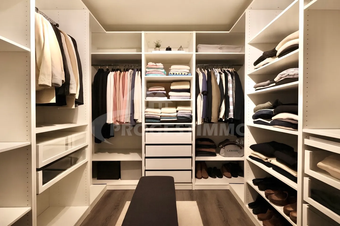 LIGHT, SPACE AND MODERNITY IN THE HEART OF LA RASSE - Photo 5 of 8