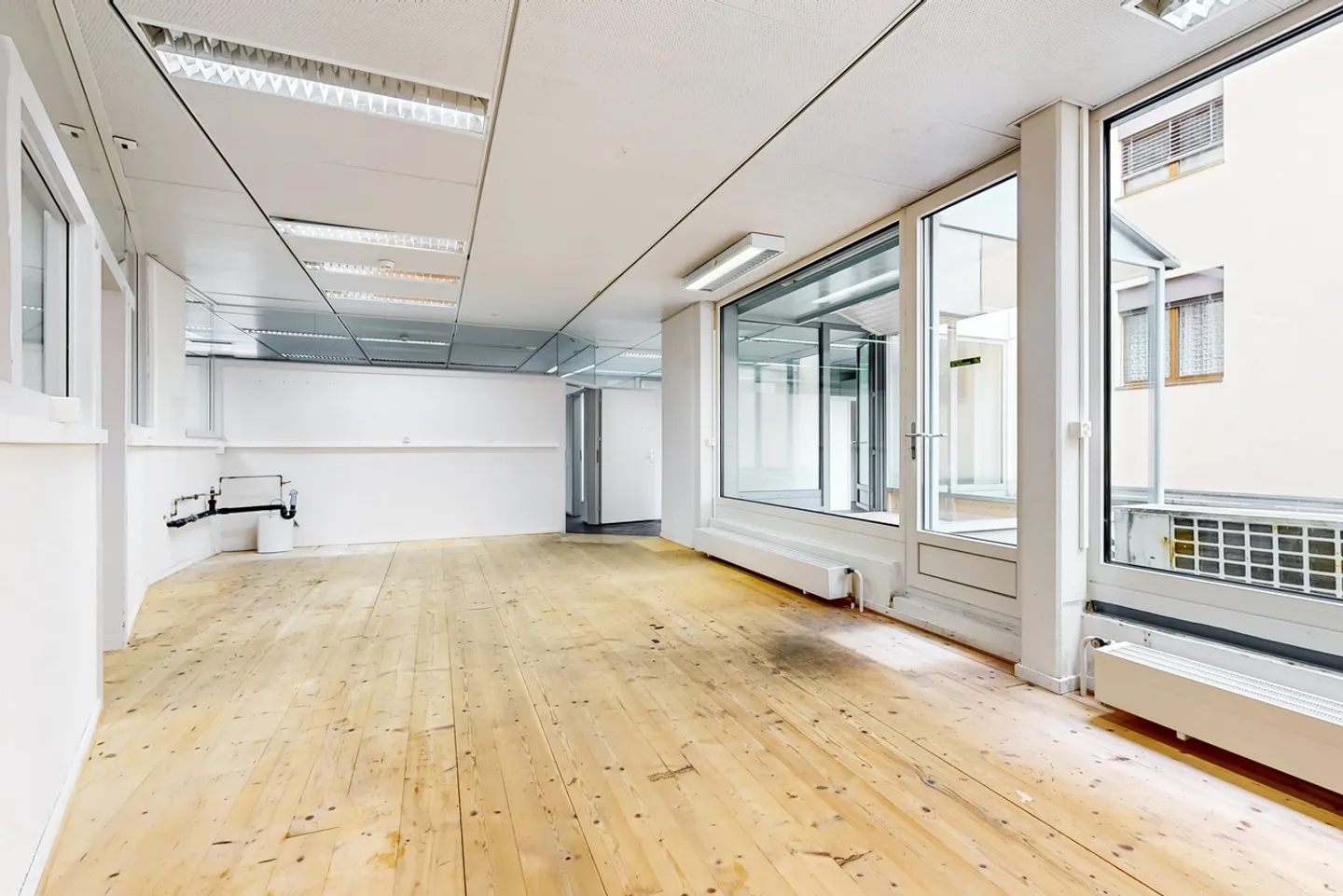 Gewerbefläche in Montreux - Foto 5 von 7