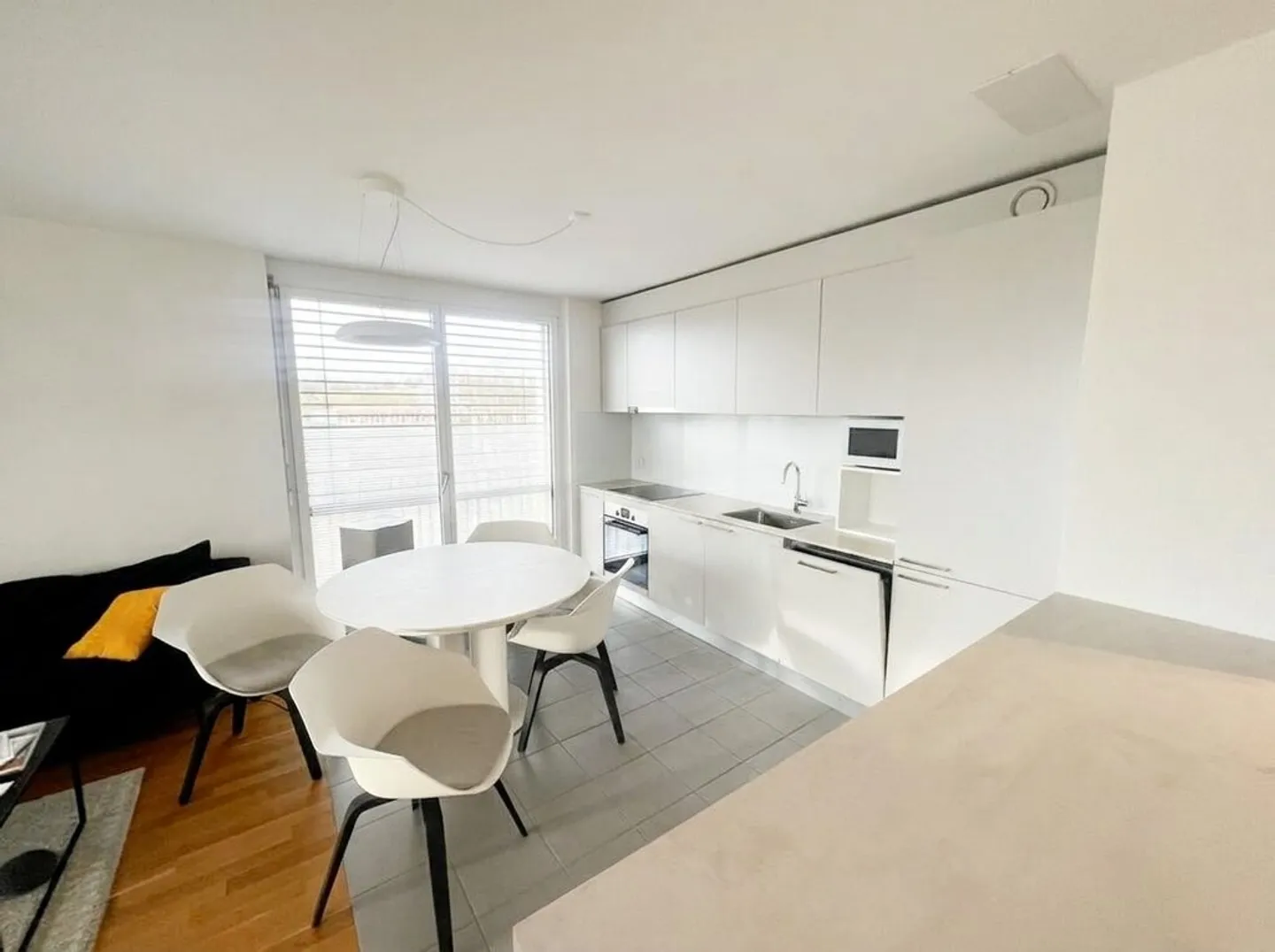 Studio moderne à Bussigny - Photo 1 sur 4