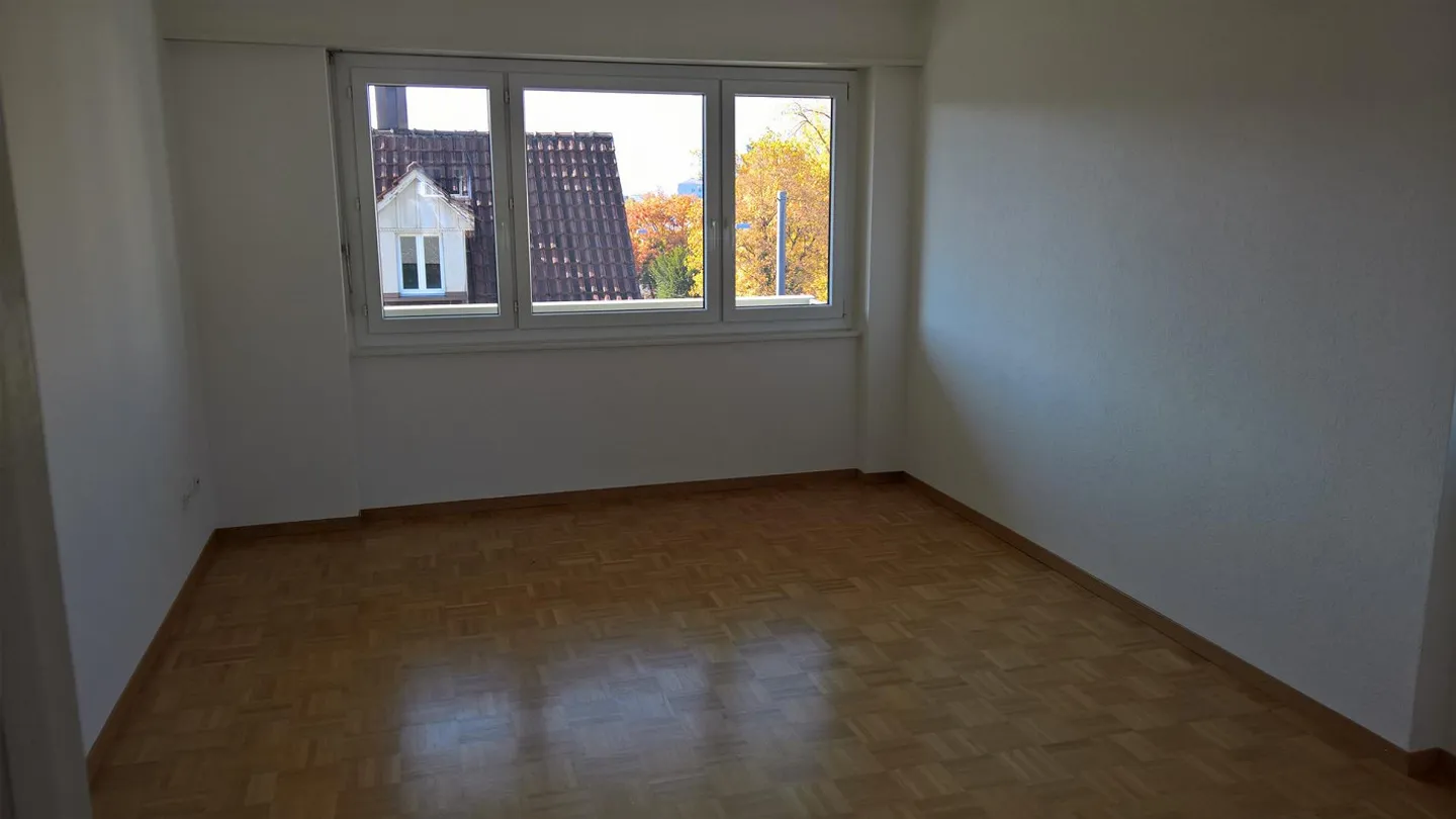 Renovated 3.5-room apartment in the popular Büttenberg district - Photo 4 of 7