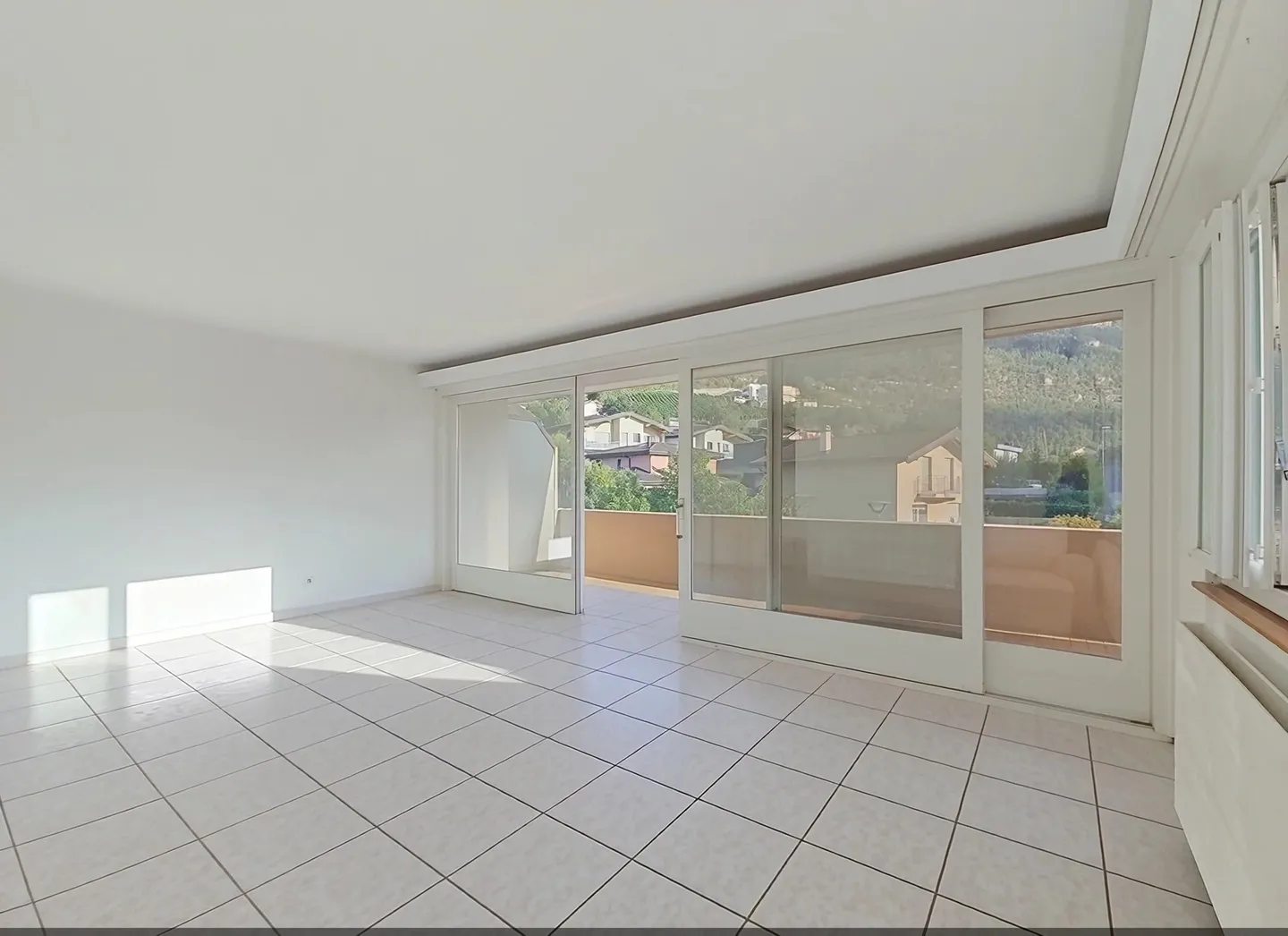 Apartment for sale - Photo 3 of 16