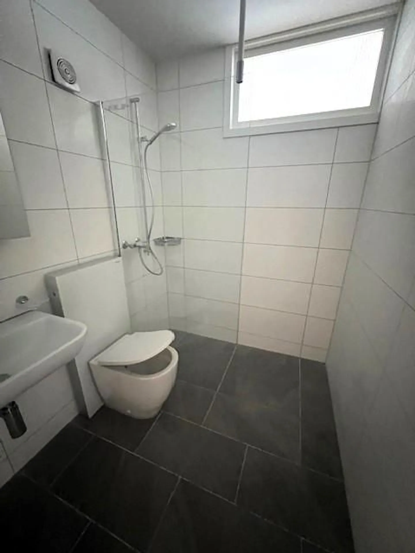 Renovated 3.5-room apartment in the popular Büttenberg district - Photo 5 of 7