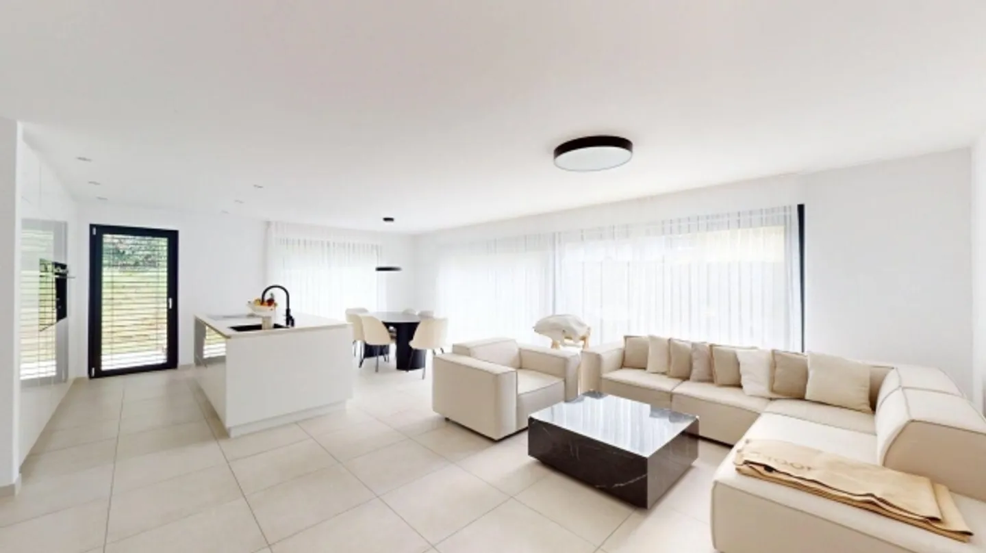 Modern Living with Style and Comfort - Photo 2 of 16