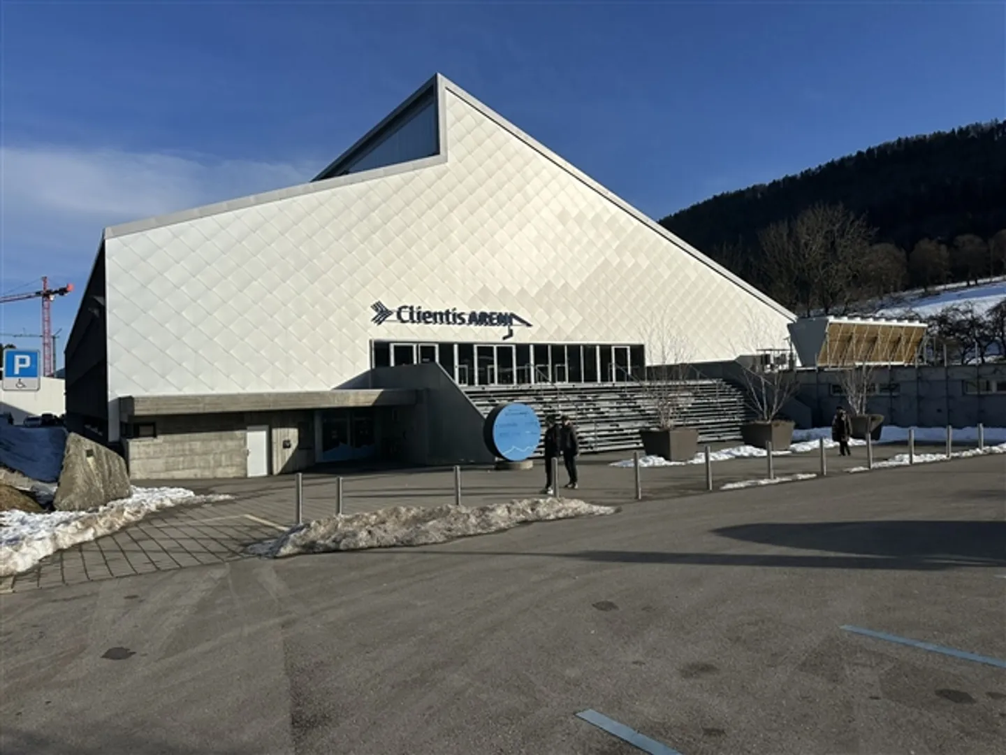 St-Imier, azienda immobiliare in vendita inclusa una parcella edificabile con permesso - Foto 5 di 5