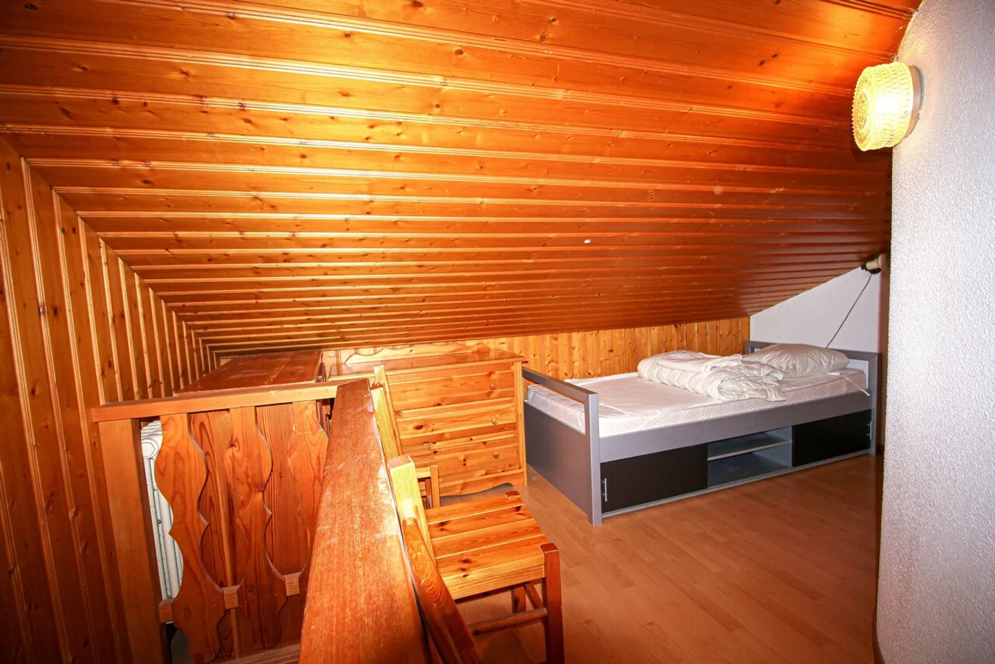 Studio duplex con balcone-terrazza - Foto 4 di 8