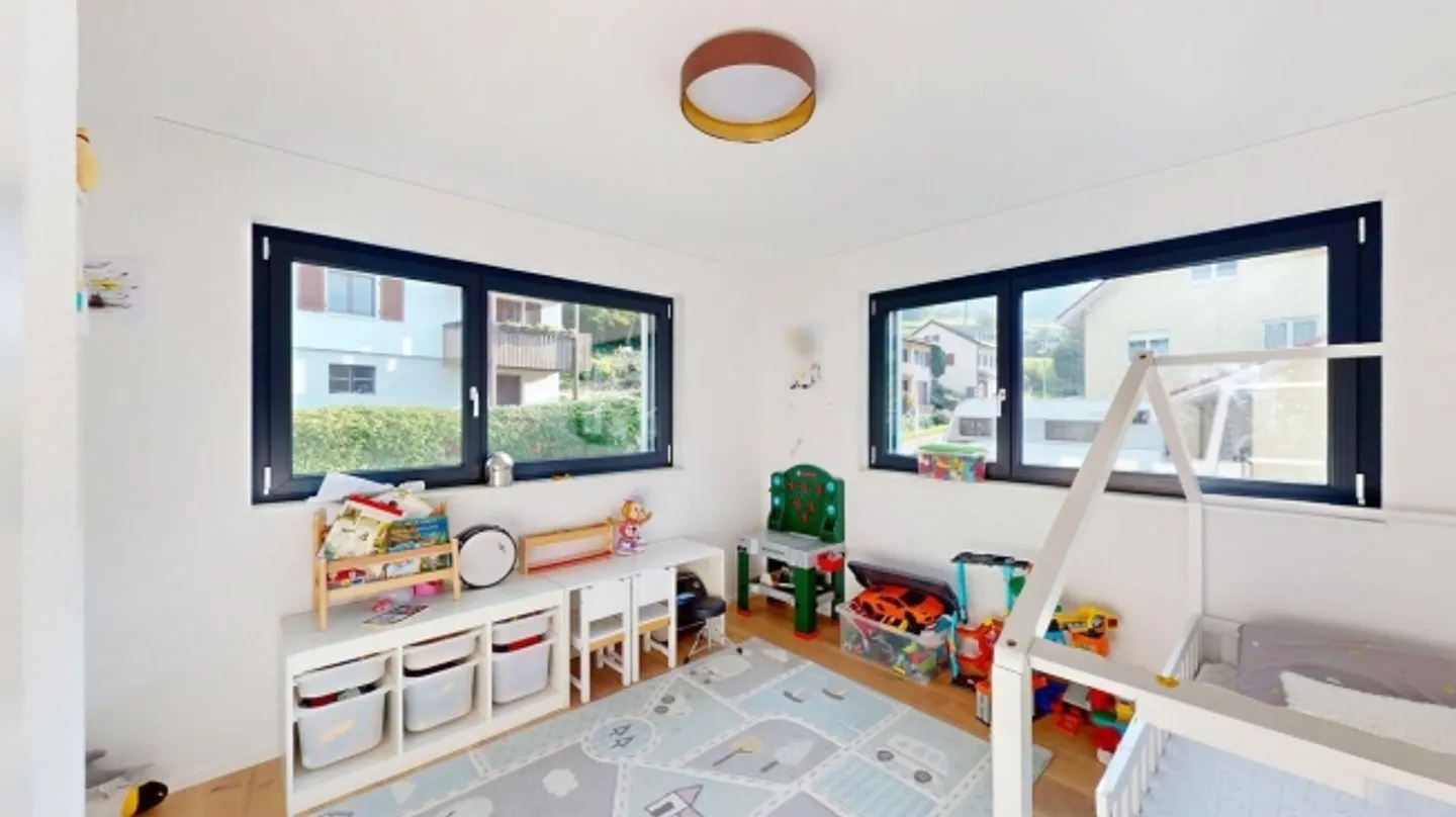 Modern Living with Style and Comfort - Photo 13 of 16