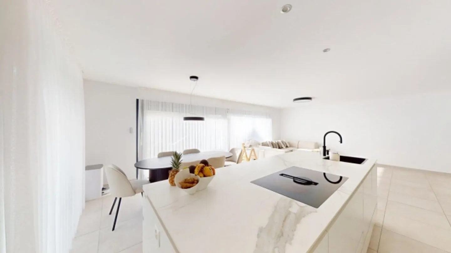 Modern Living with Style and Comfort - Photo 6 of 16