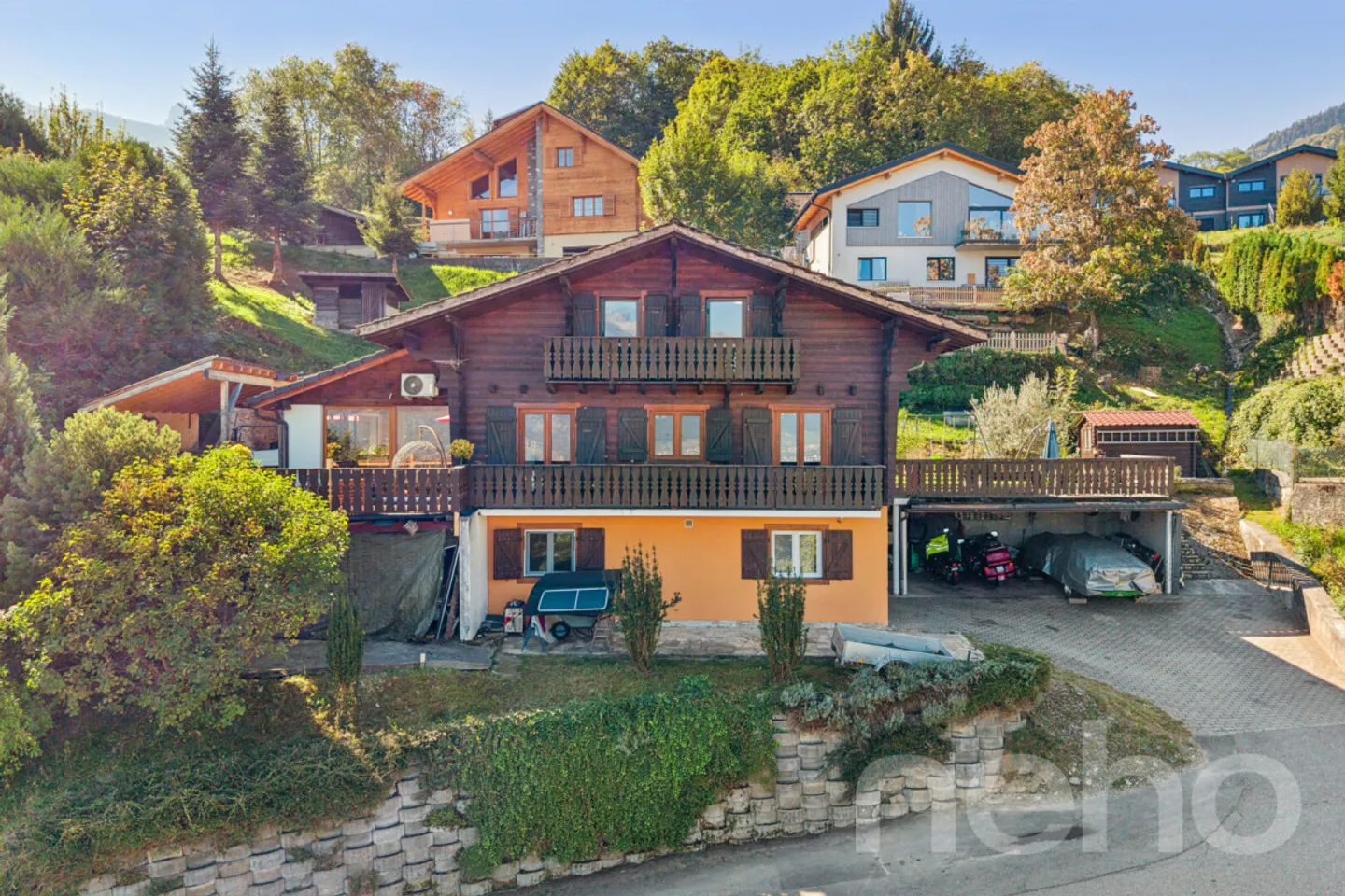 Chalet 8.5 + Studio und unverbauter Blick in einer gut gelegenen ruhigen Gegend - Foto 12 von 12