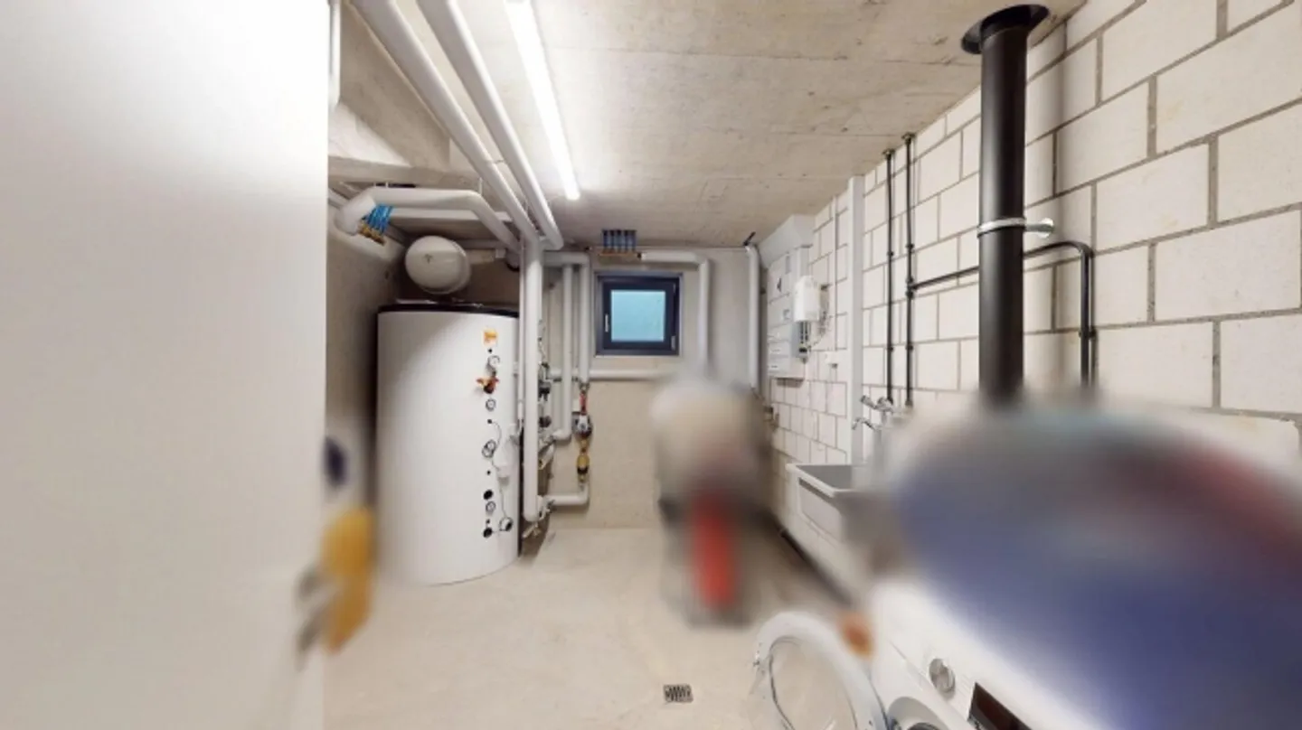 Modern Living with Style and Comfort - Photo 15 of 16