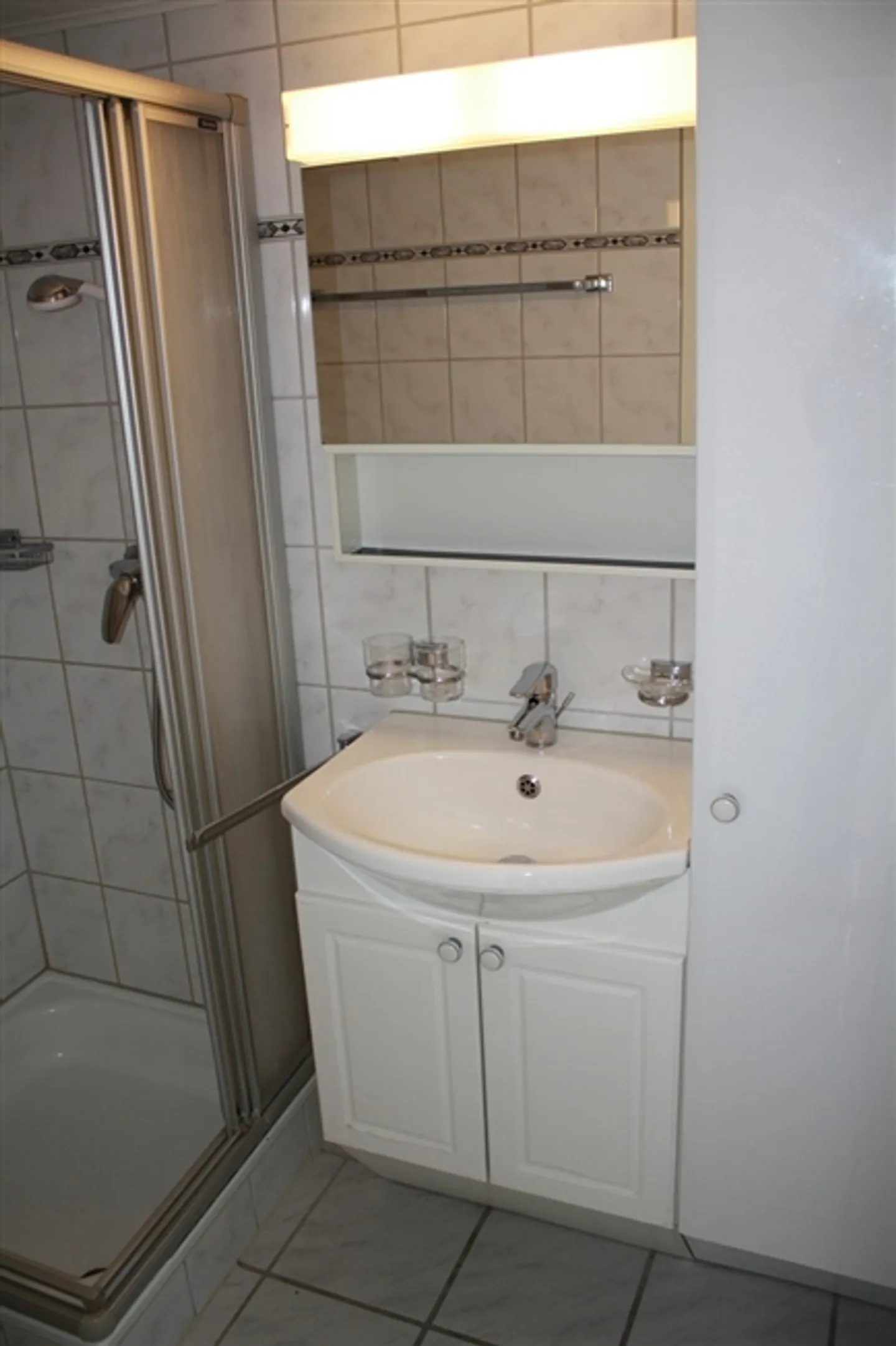 Appartement en duplex de 6,5 pièces avec grande terrasse sur le toit - Idéal pour une colocation ! - Photo 6 sur 10