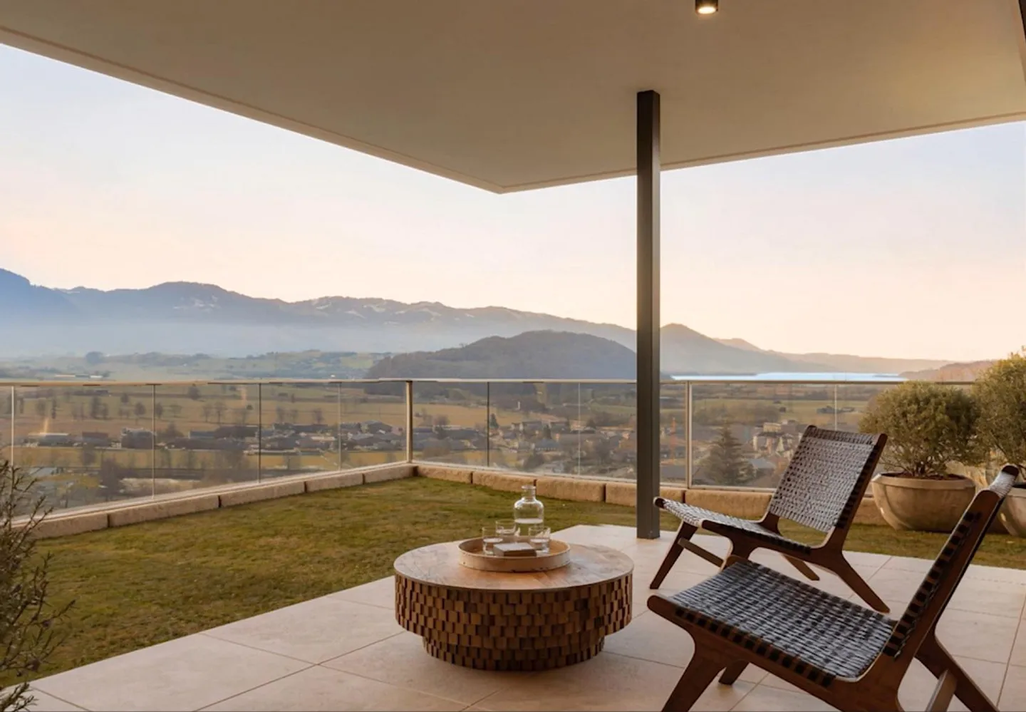 Modernes Gartenapartment mit Aussicht - Foto 3 von 7