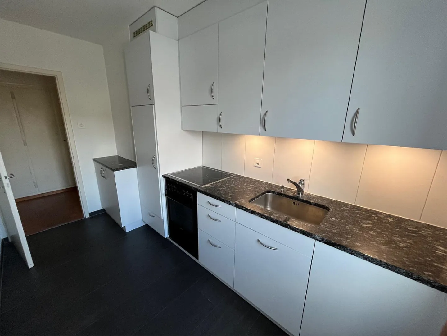 Appartement temporaire 2 pièces près de Loryplatz - Photo 1 sur 5
