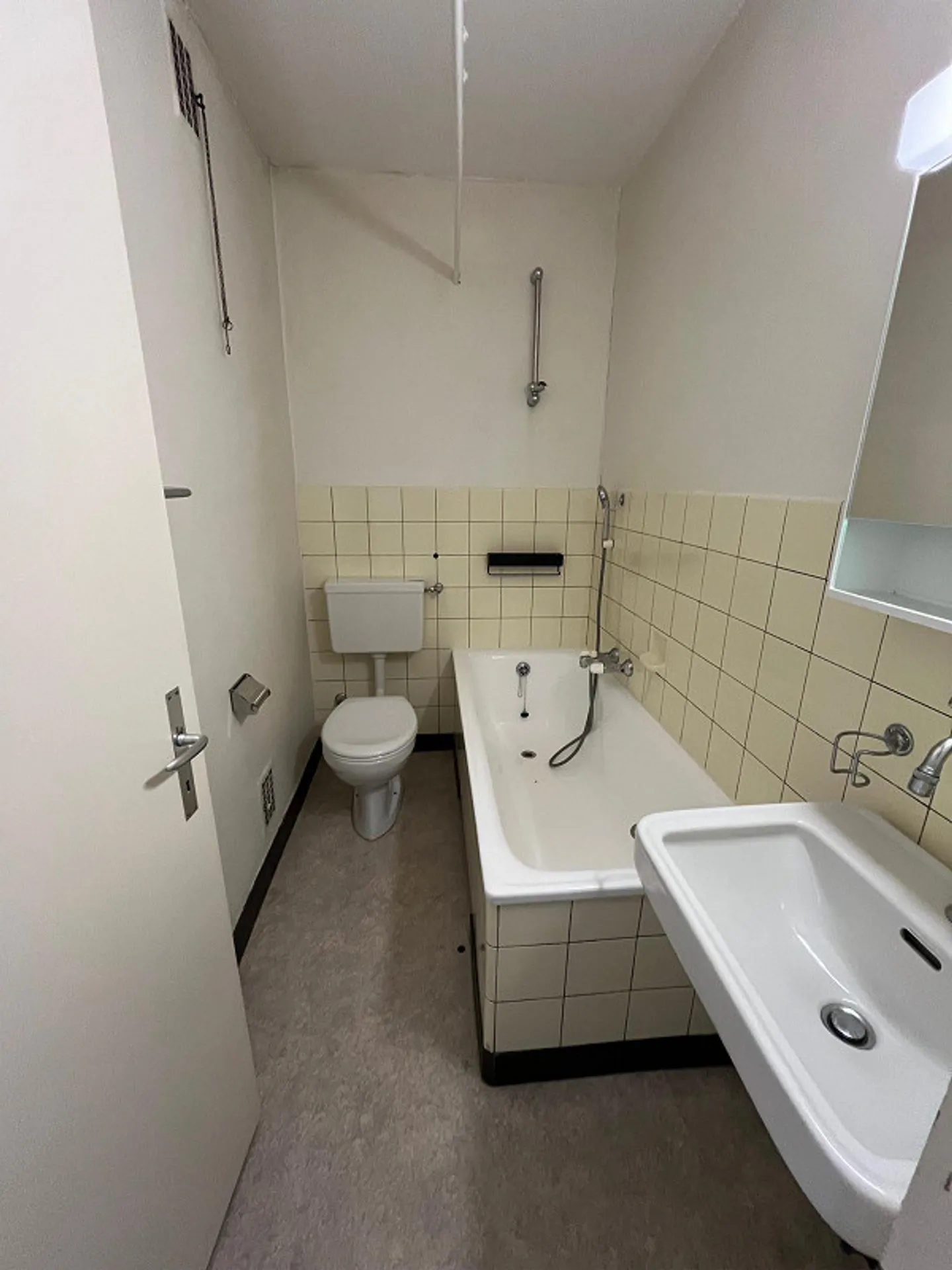 Appartement temporaire 2 pièces près de Loryplatz - Photo 2 sur 5