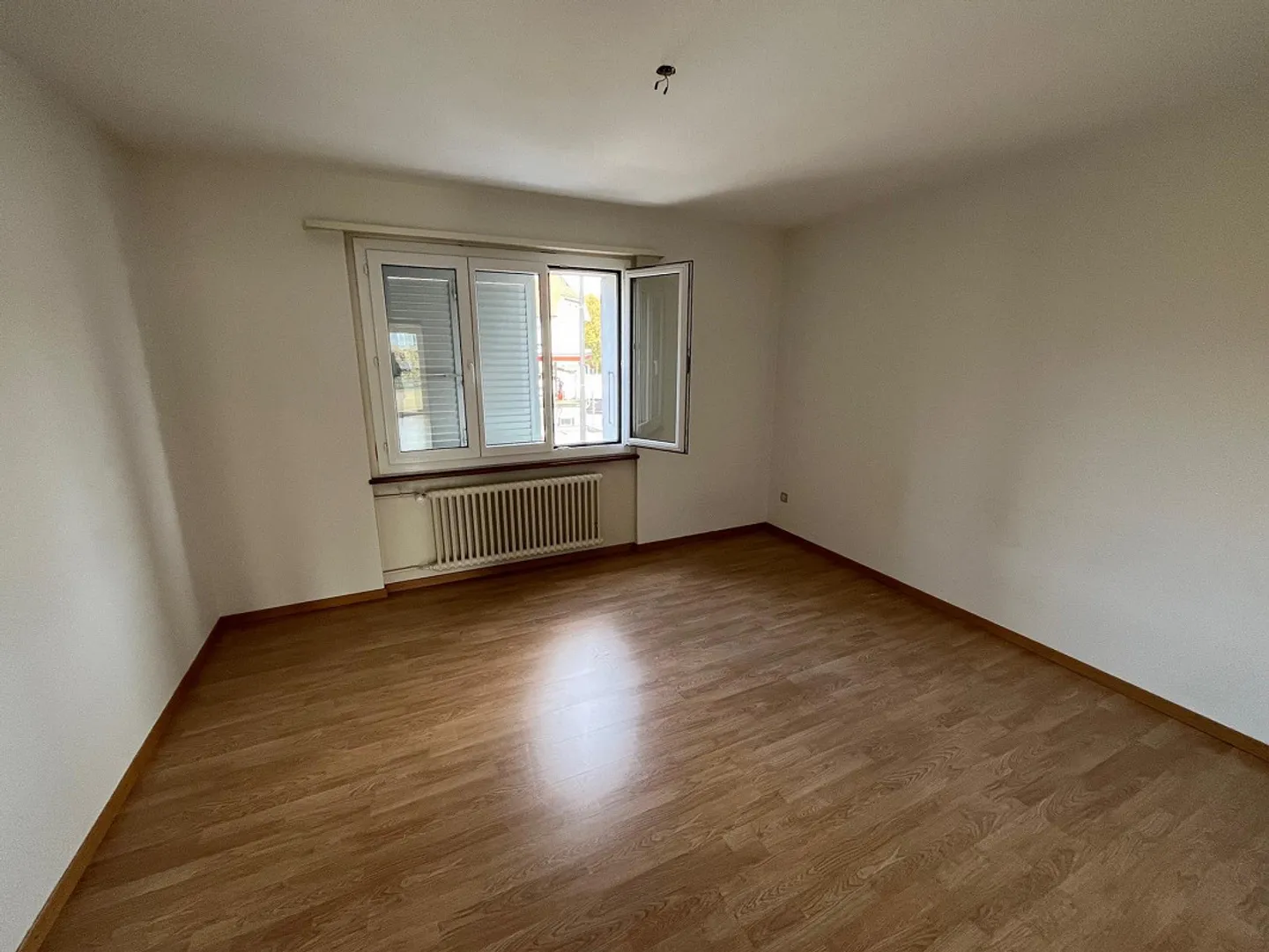 Appartement temporaire 2 pièces près de Loryplatz - Photo 3 sur 5