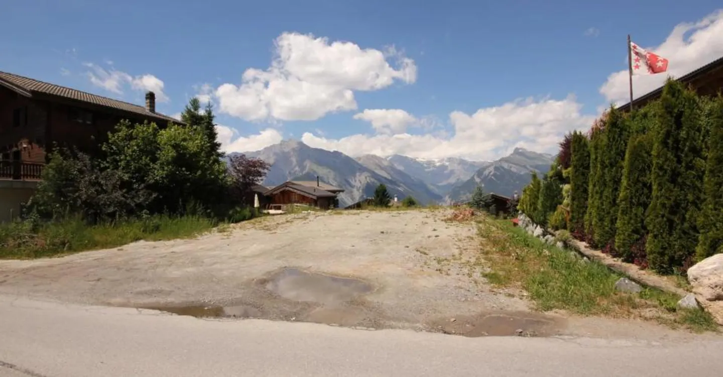 Wunderschönes Baugrundstück in Haute-Nendaz! - Foto 1 von 7