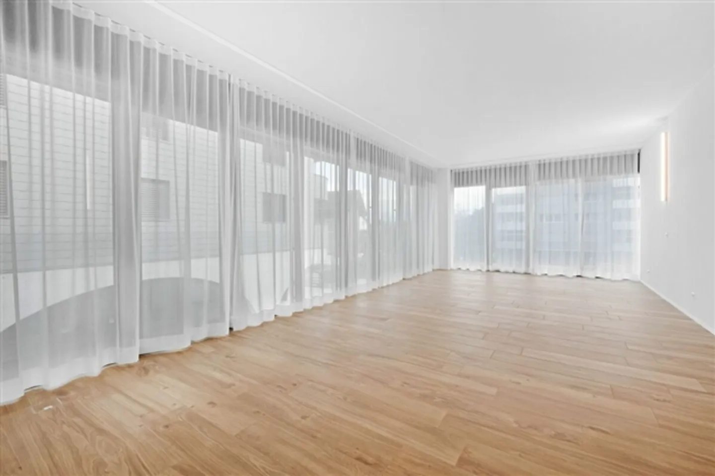 «Loft-Atelier möbliert mit 47 m² im 1. Obergeschoss» - Foto 2 von 6