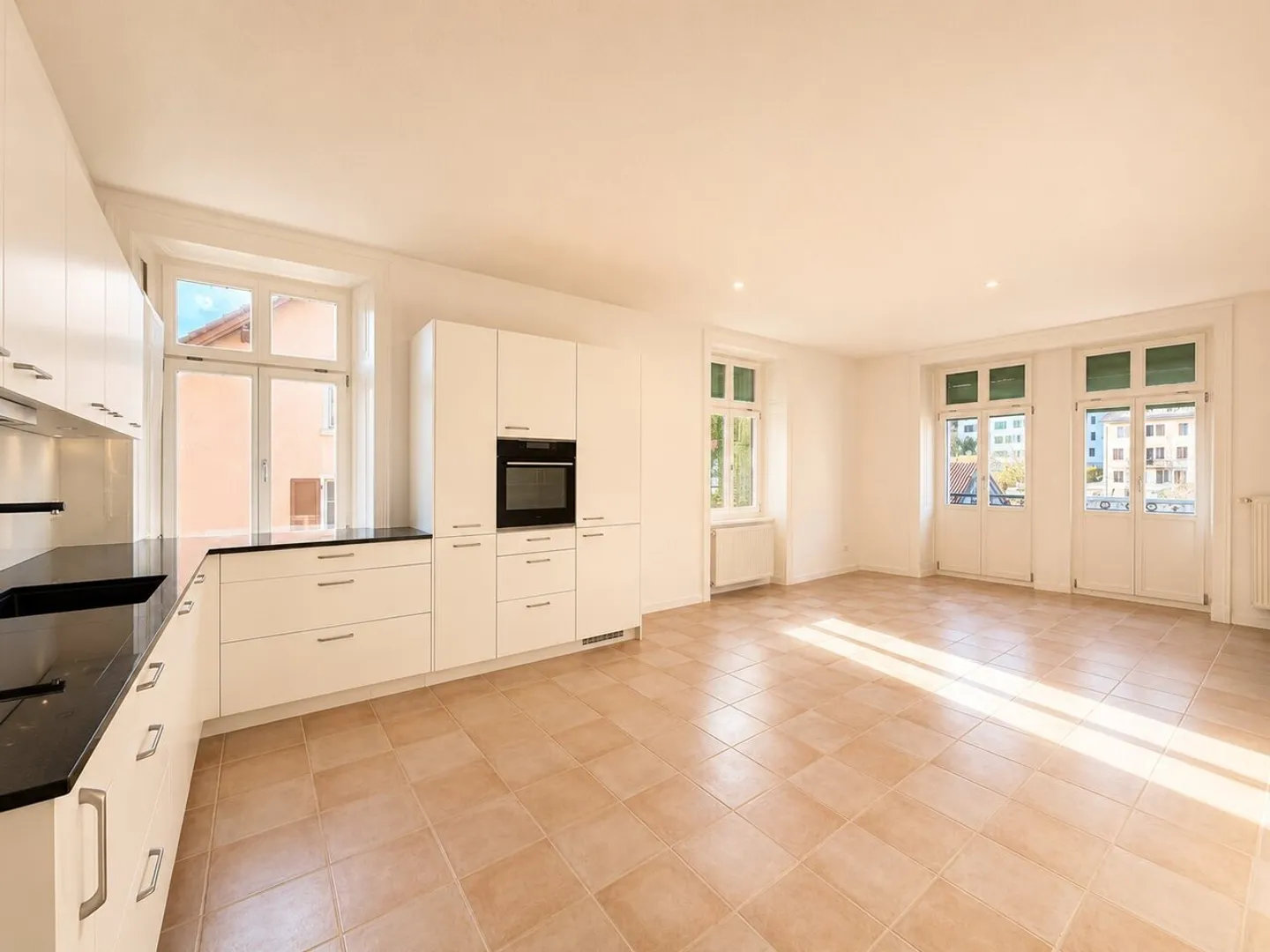 Charmant appartement 4.5 pièces rénové avec garage - Foto 1 von 19