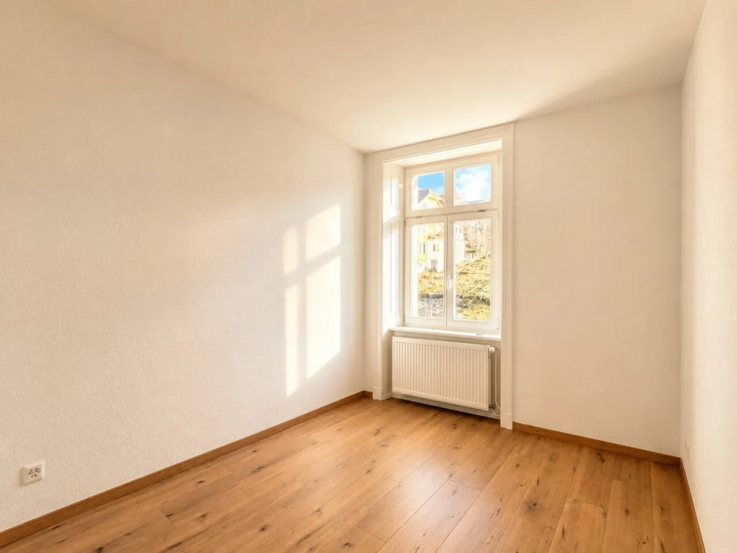 Charmant appartement 4.5 pièces rénové avec garage - Foto 6 von 19
