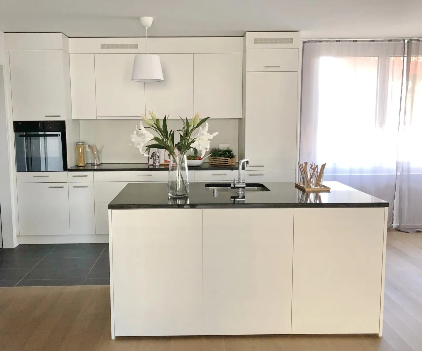Attraktive Wohnung in Suhr - Foto 2 von 6