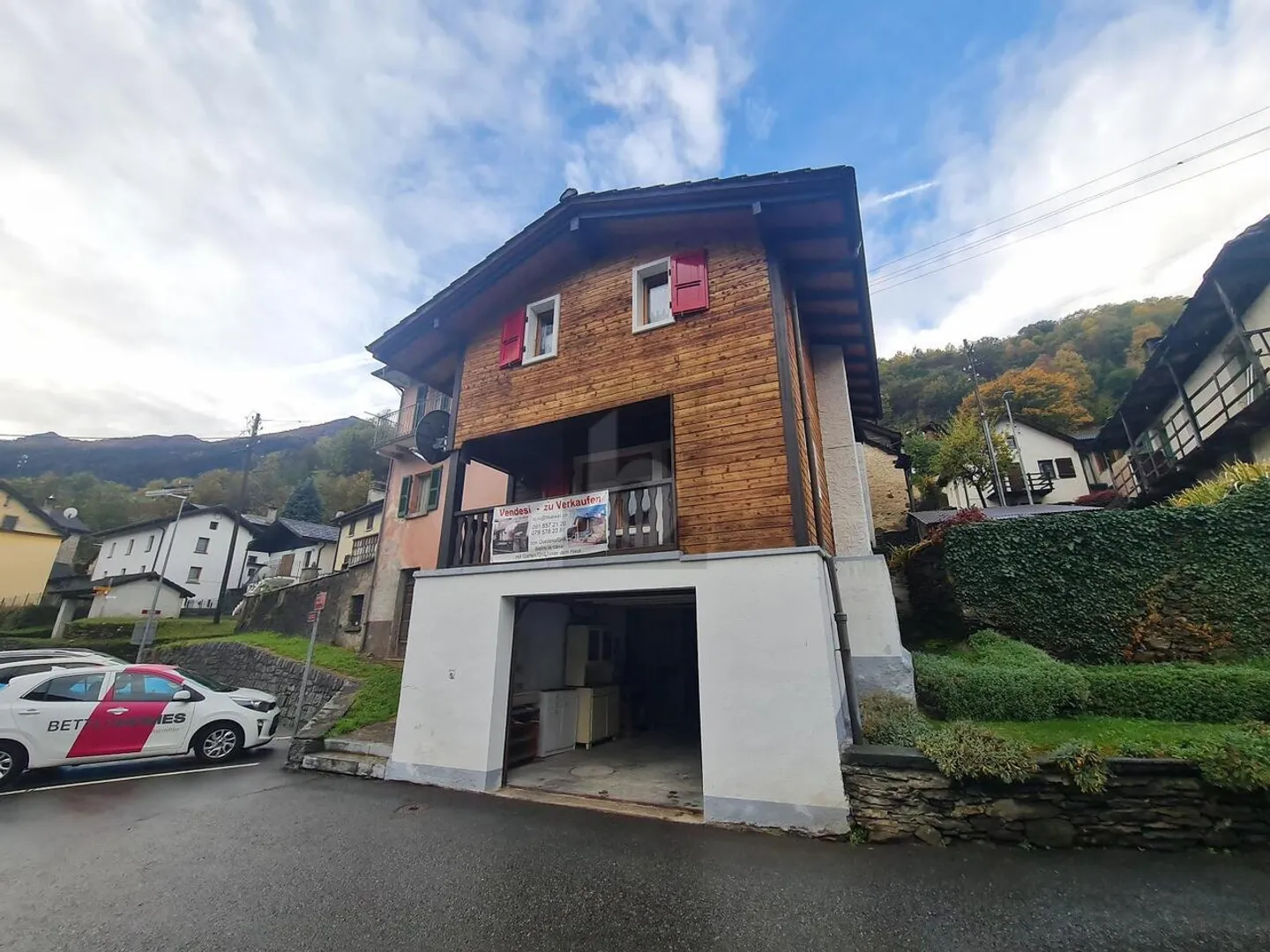 Chalet Incantevole con Vista Montagna - Foto 1 di 6