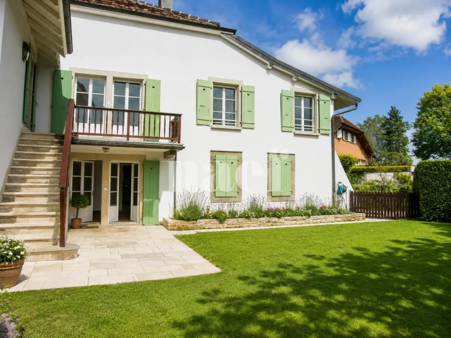 Appartamento di 5 stanze al piano terra con terrazza e giardino - Foto 1 di 1