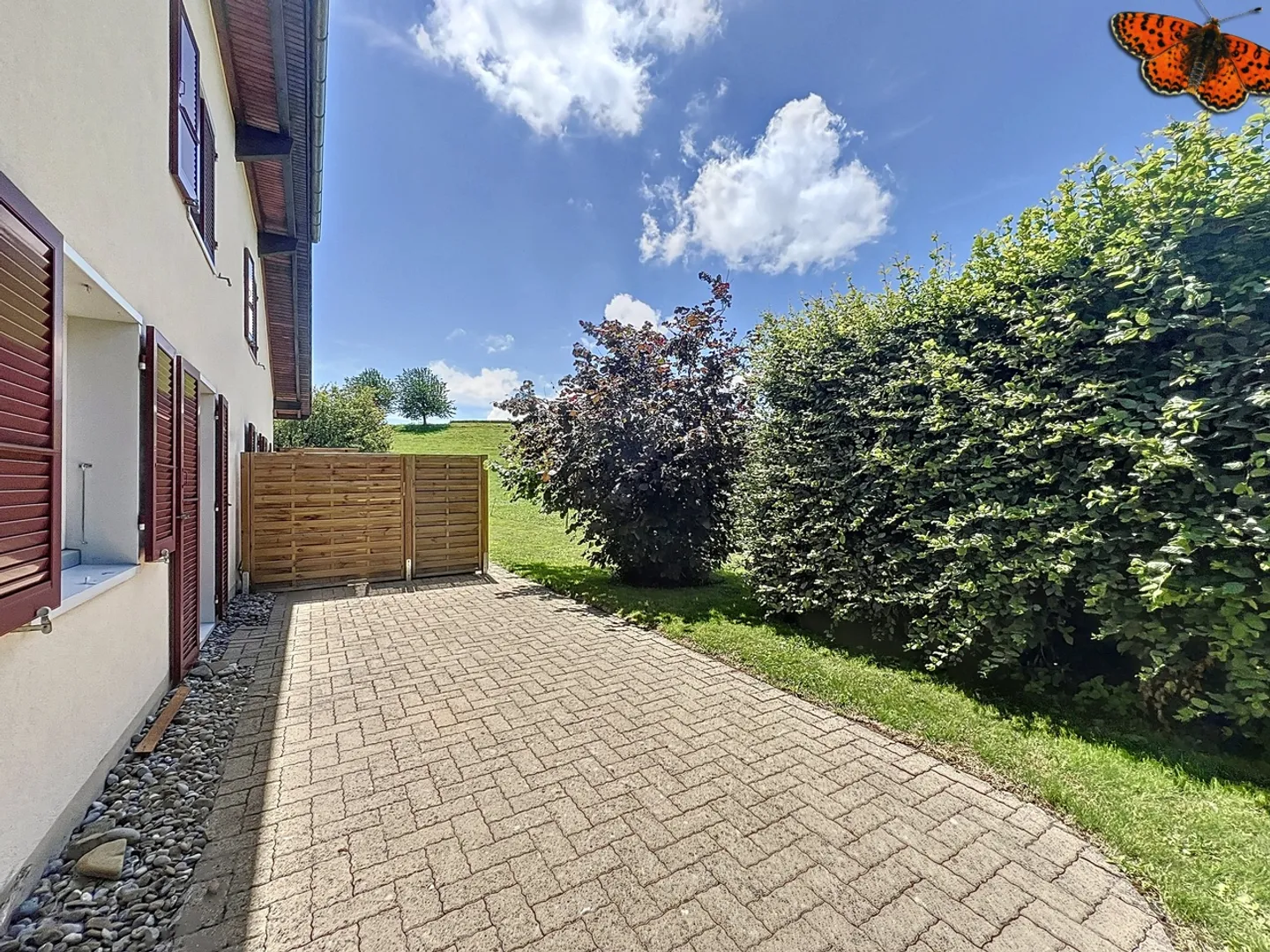 2½ ZIMMER - Mit einer Terrasse - Foto 5 von 10
