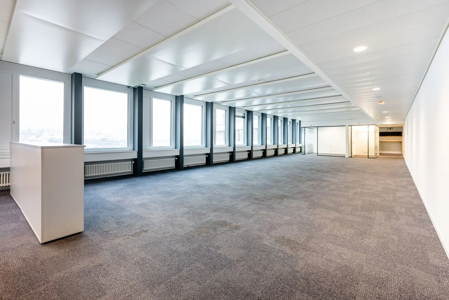 Moderne Büroflächen an bester Lage zu vermieten - Foto 2 von 12