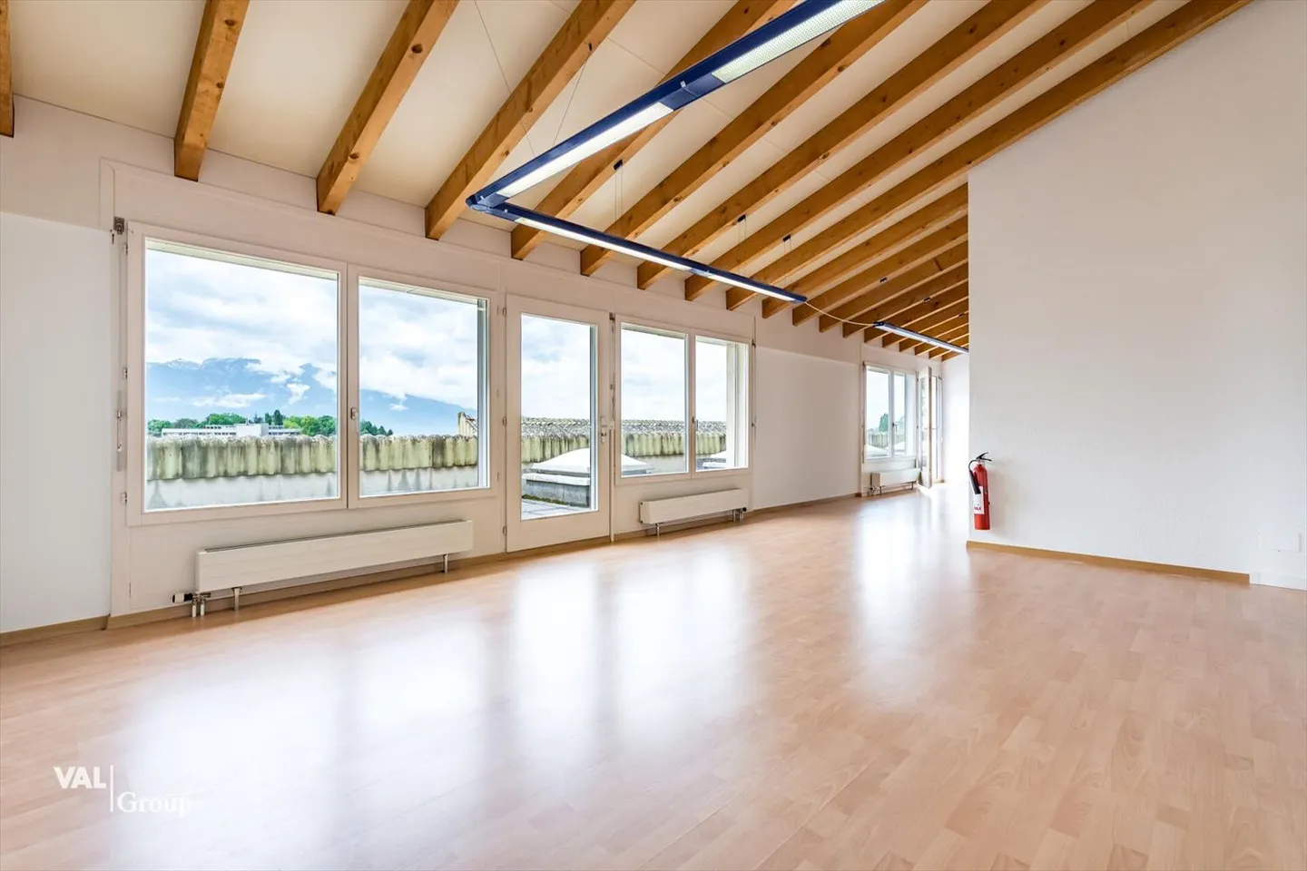 Saint-Légier - Eine außergewöhnliche Adresse zur Gründung Ihres Unternehmens - Foto 1 von 8
