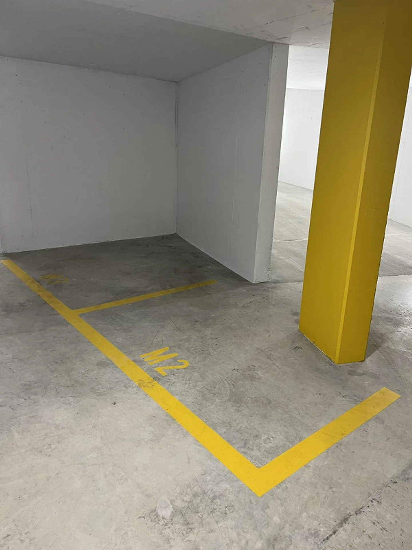 2 posti auto coperti per moto (opzionale anche per piccole auto) - Foto 1 di 5