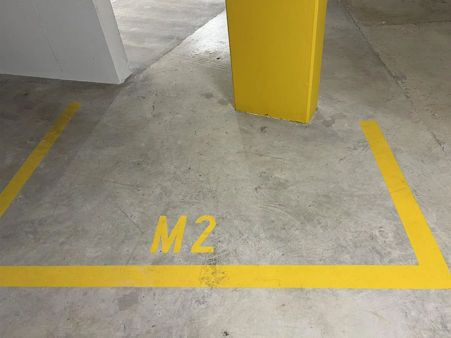 2 posti auto coperti per moto (opzionale anche per piccole auto) - Foto 2 di 5