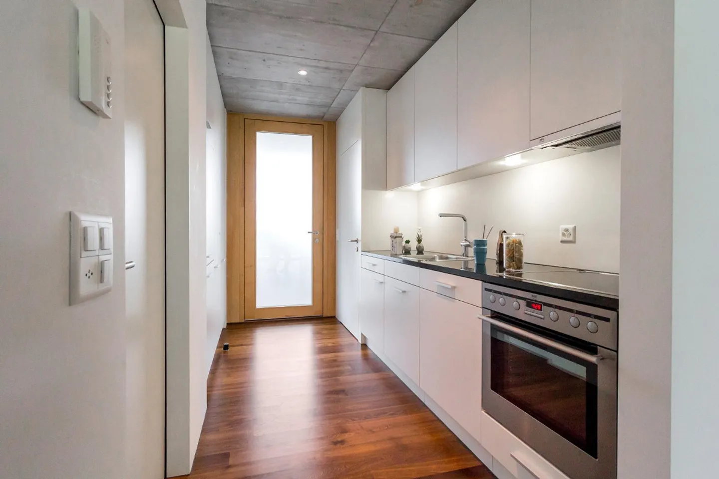 Moderne 2.5 Zimmerwohnung - Foto 1 von 8