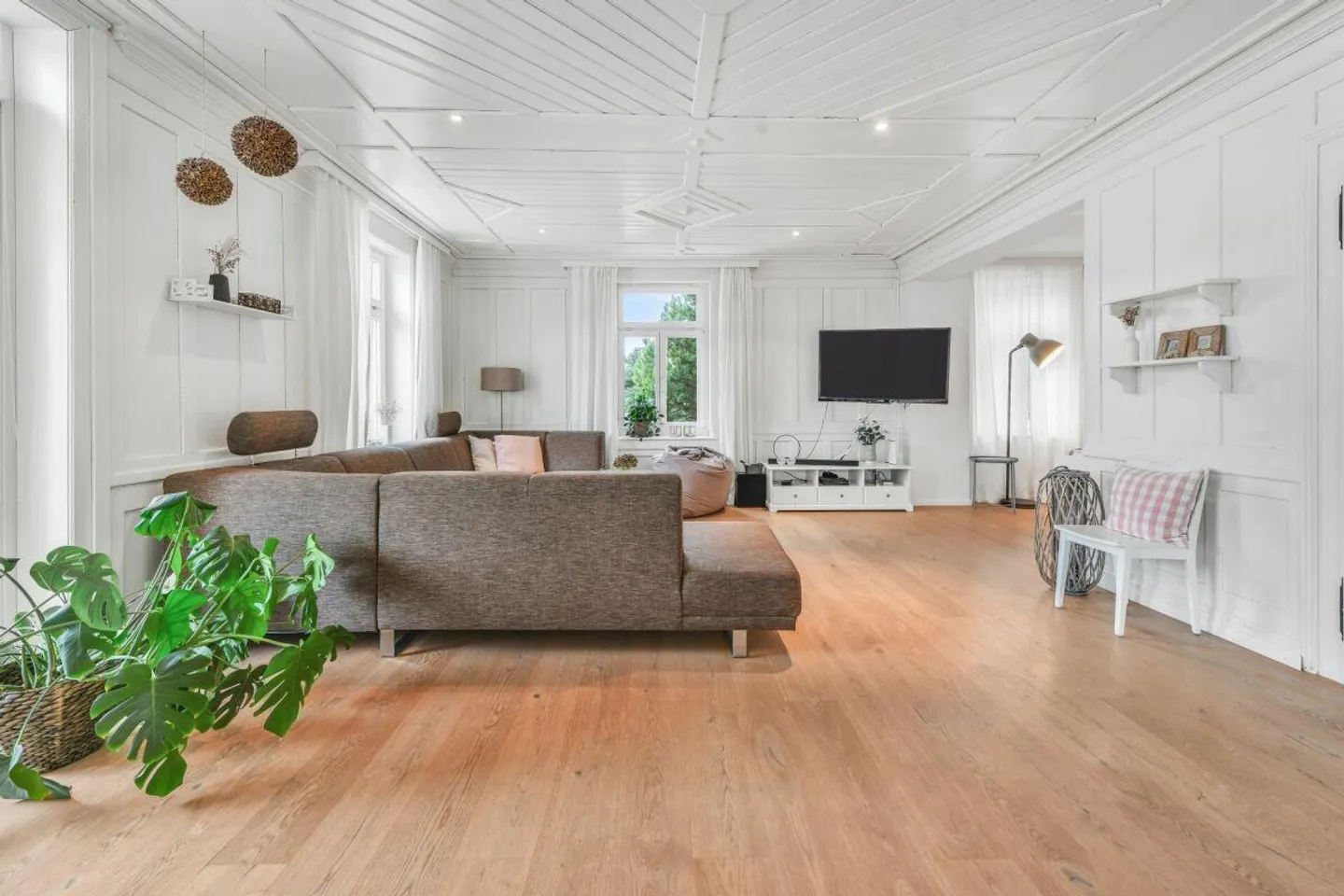 The "Friedegg" – Your Unique Home with History, Charm, and Plenty of Space to Live - Photo 5 of 27