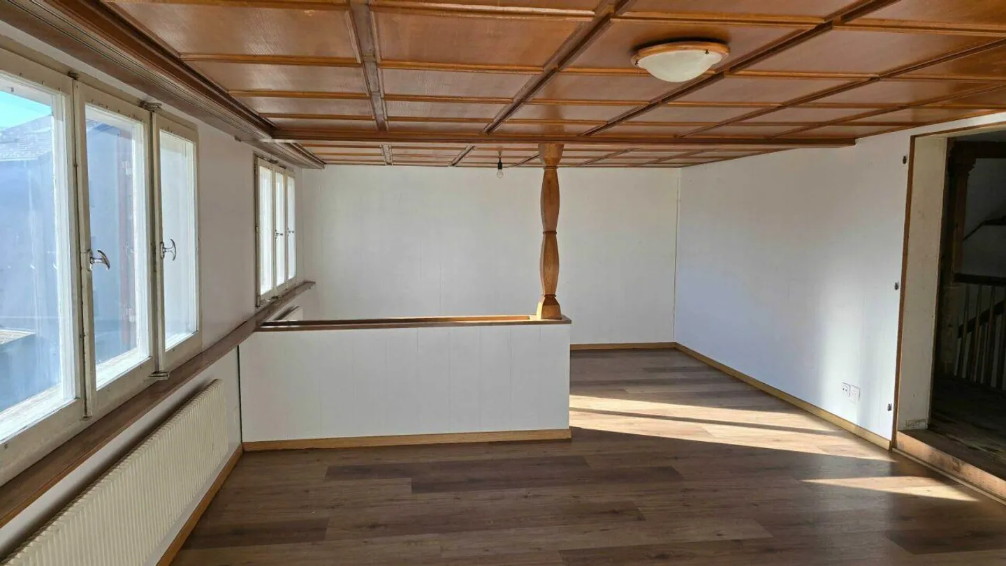 Single-family house with studio - Photo 4 of 15