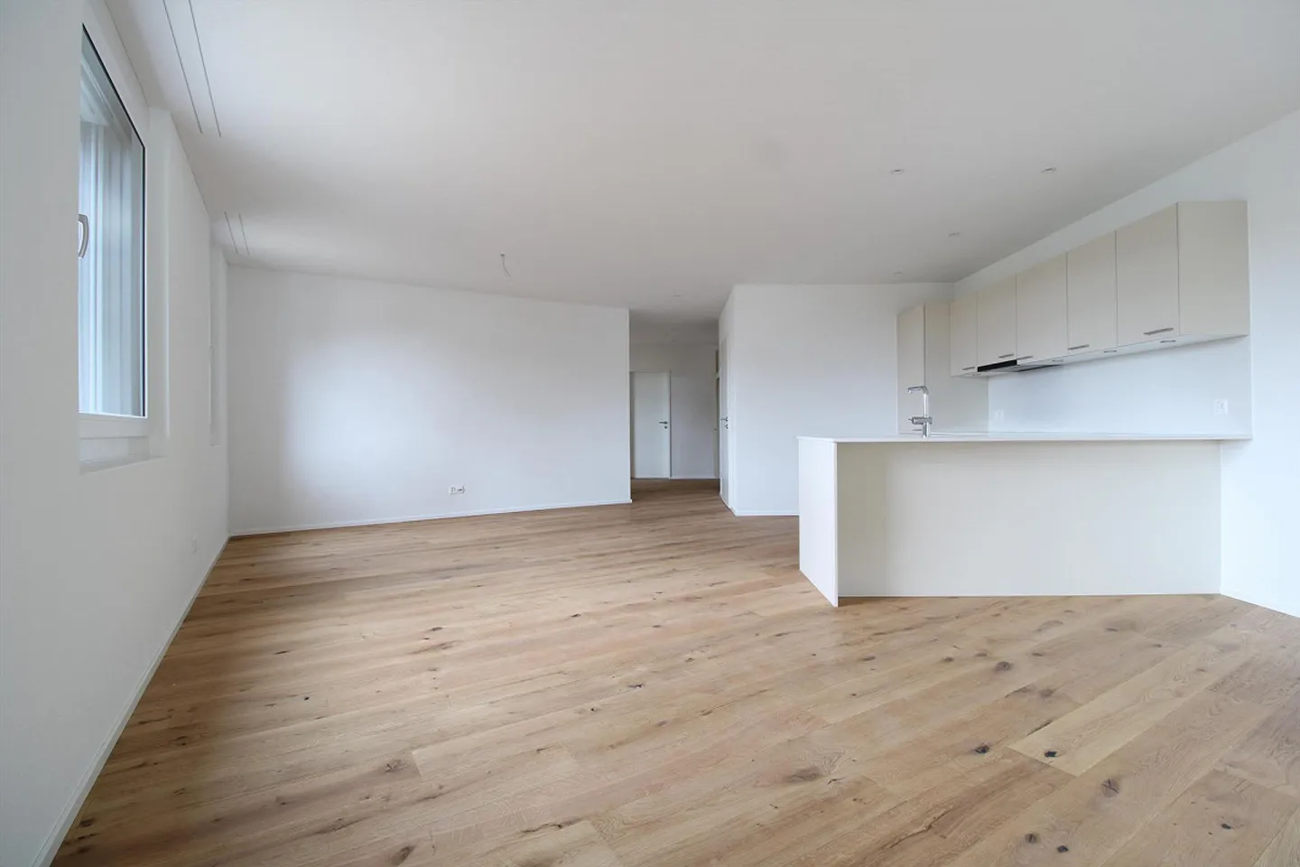 Modern 3.5-room new apartment with balcony/terrace - Photo 2 of 13