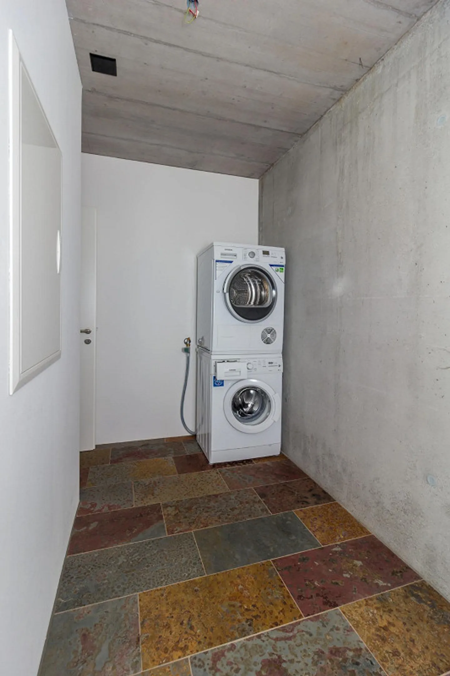 Moderne 2.5 Zimmerwohnung - Foto 5 von 8