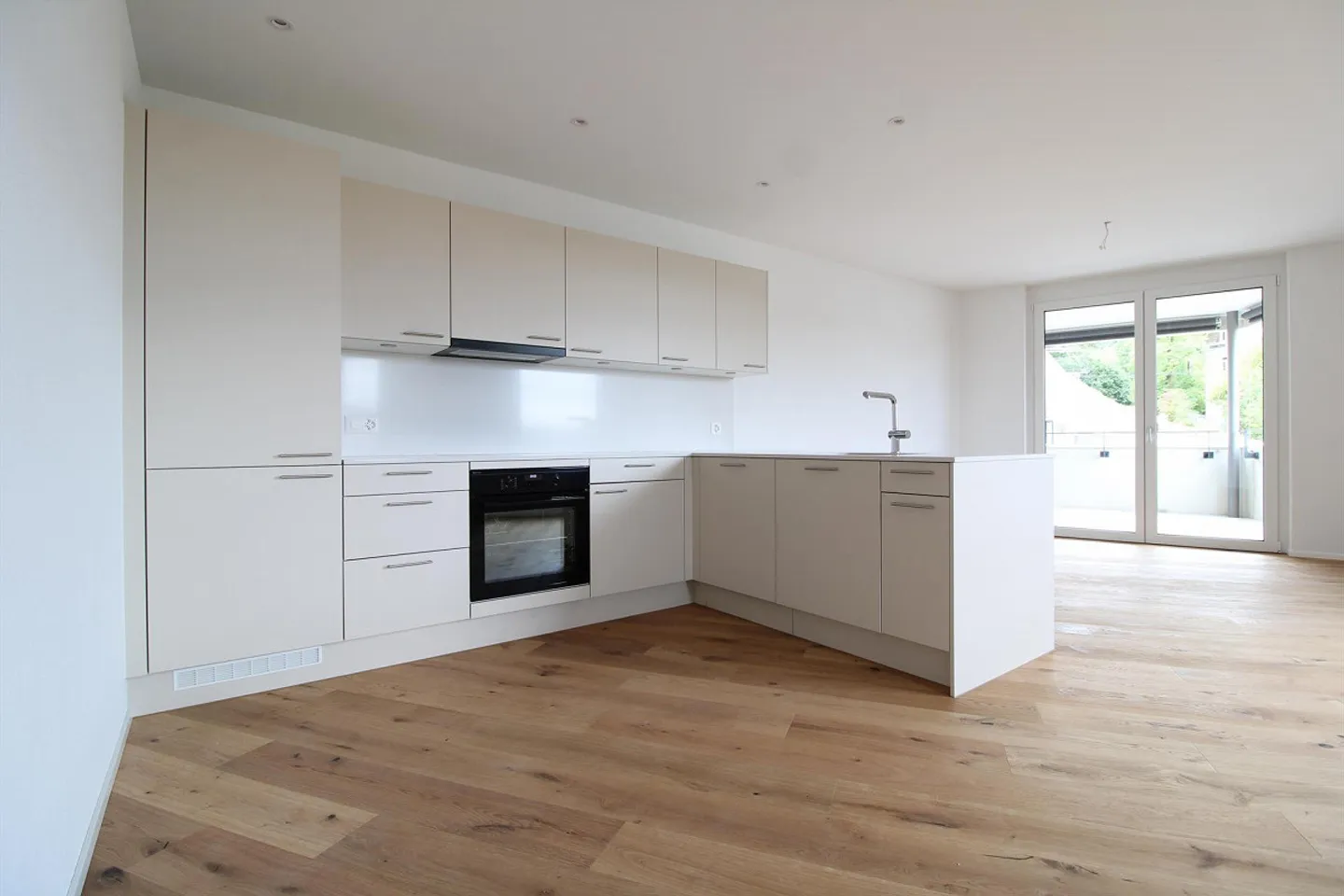 Modern 3.5-room new apartment with balcony/terrace - Photo 1 of 13