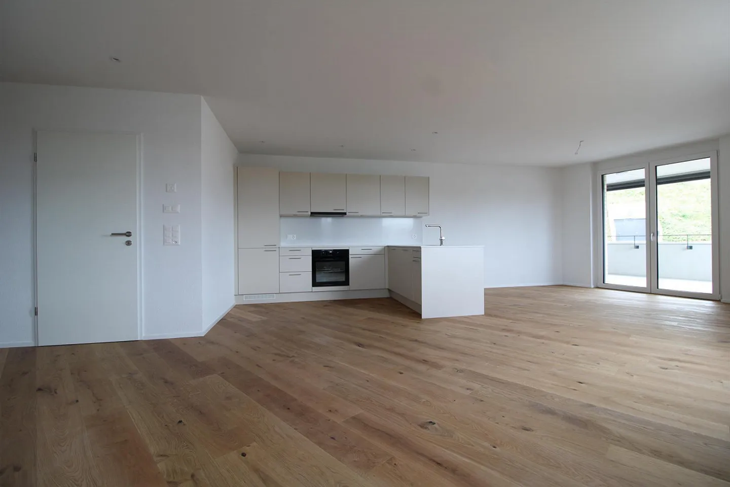 Modern 3.5-room new apartment with balcony/terrace - Photo 4 of 13